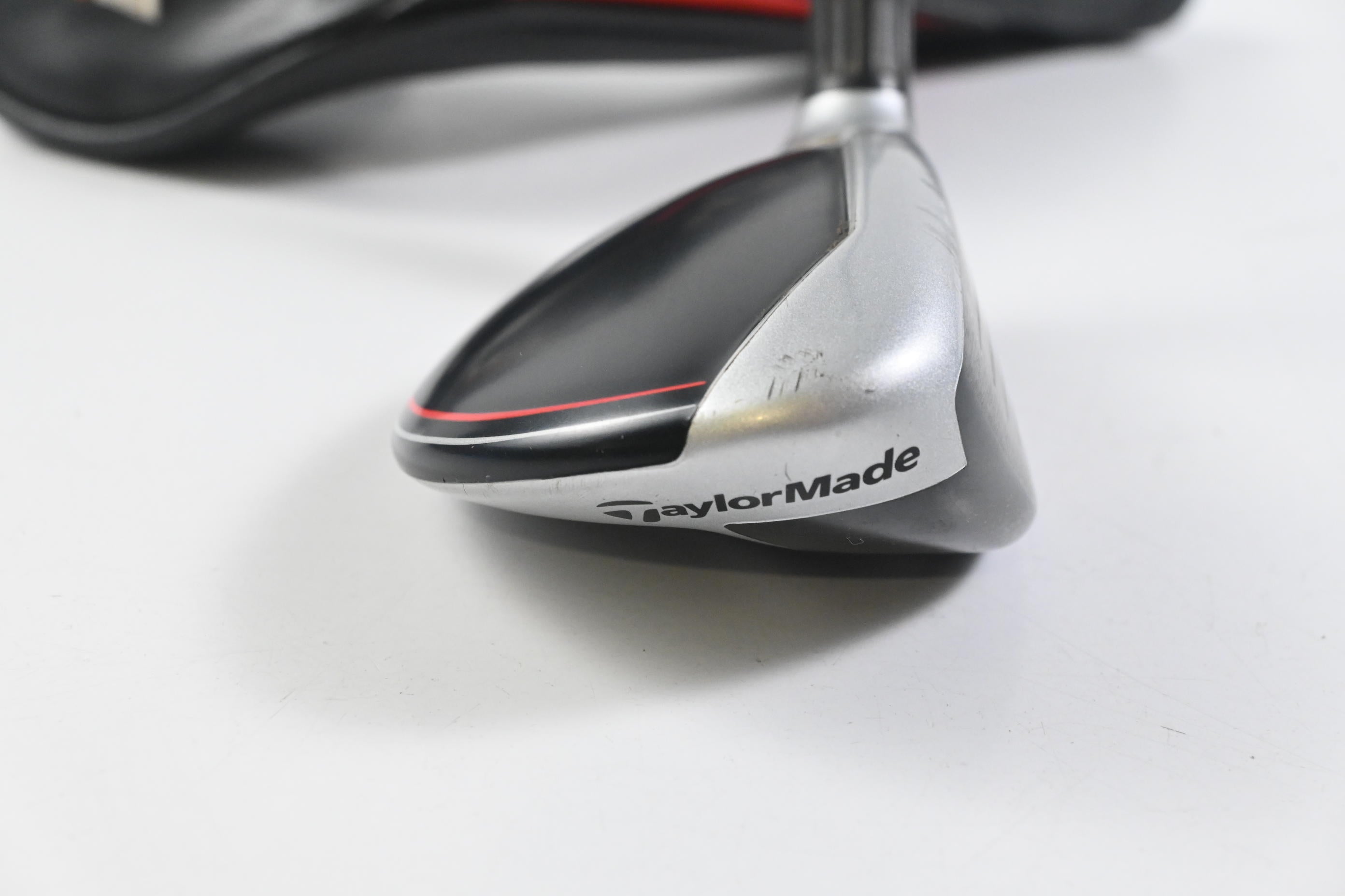 Taylormade M6 #3 Hybrid / 19 degree / Stiff Flex Fujikura Atmos Orange 7 Shaft