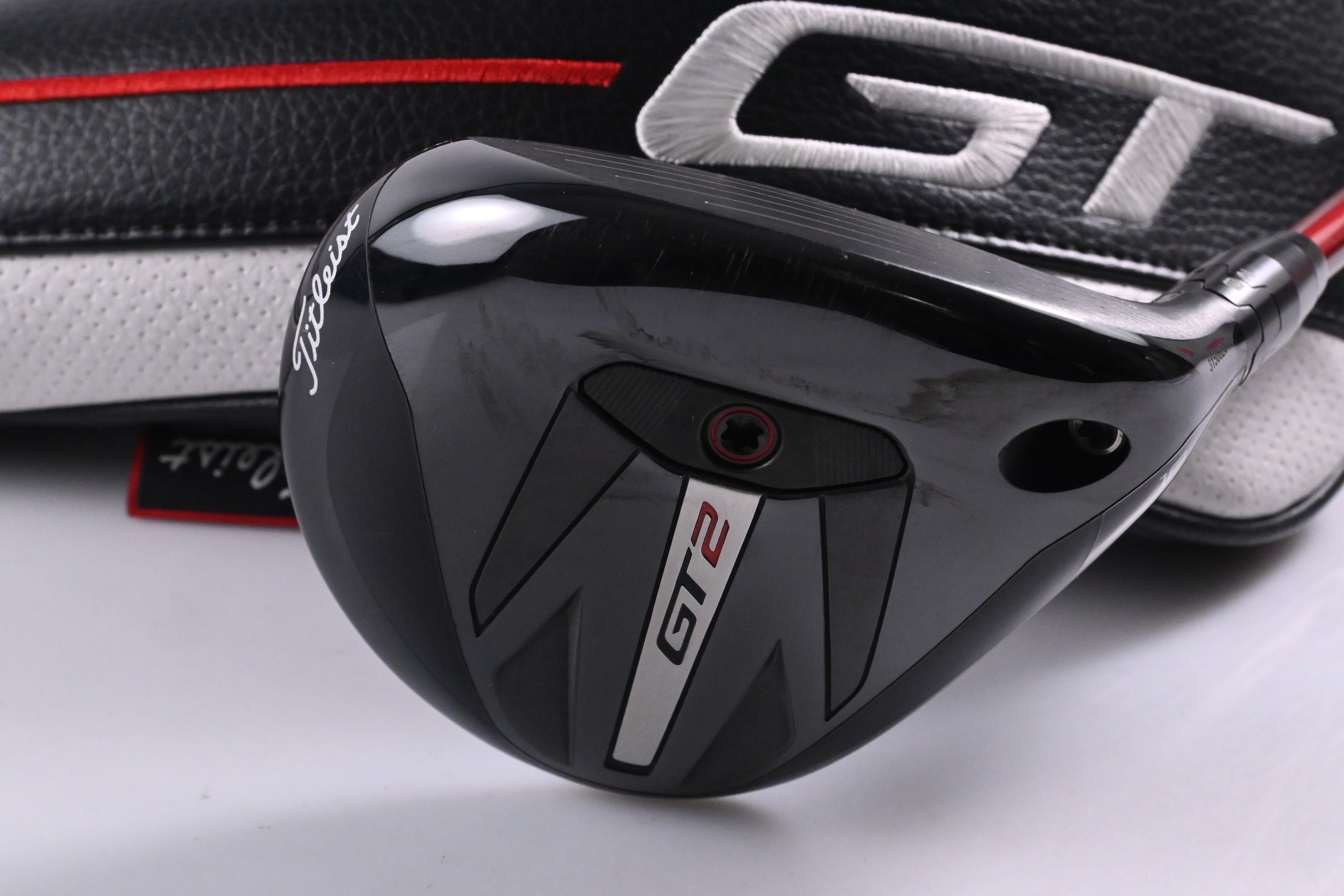 Titleist GT2 #5 Wood / 18 Degree / Regular Flex Project X Denali Red 60 Shaft