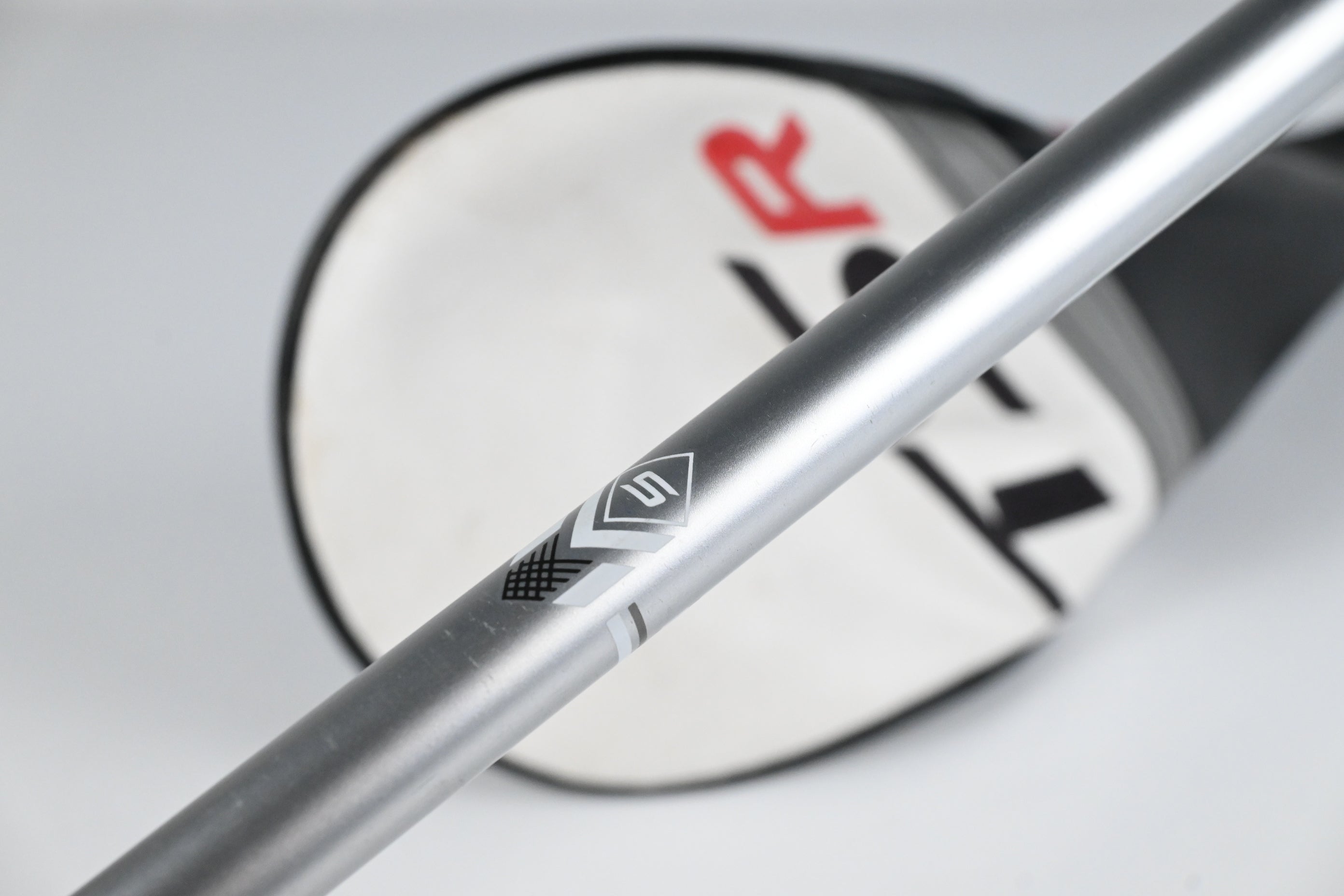 Titleist TSR1 Driver / 10 Degree / Regular Flex MMT Silver 40 Shaft
