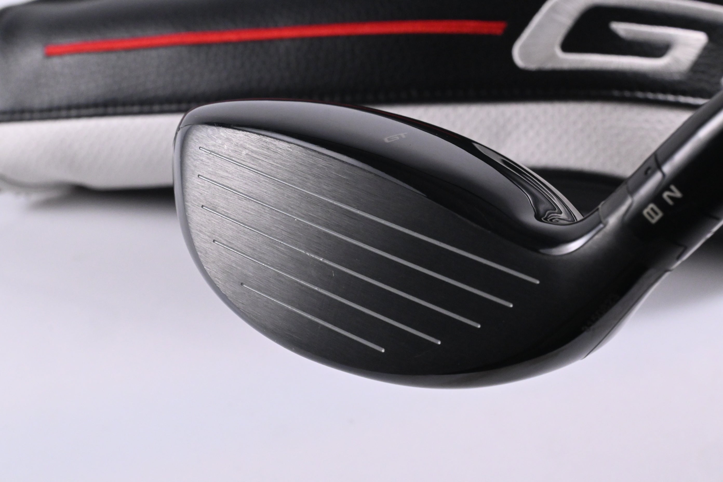 Titleist GT2 #5 Wood / 18 Degree / Regular Flex Project X Denali Red 60 Shaft