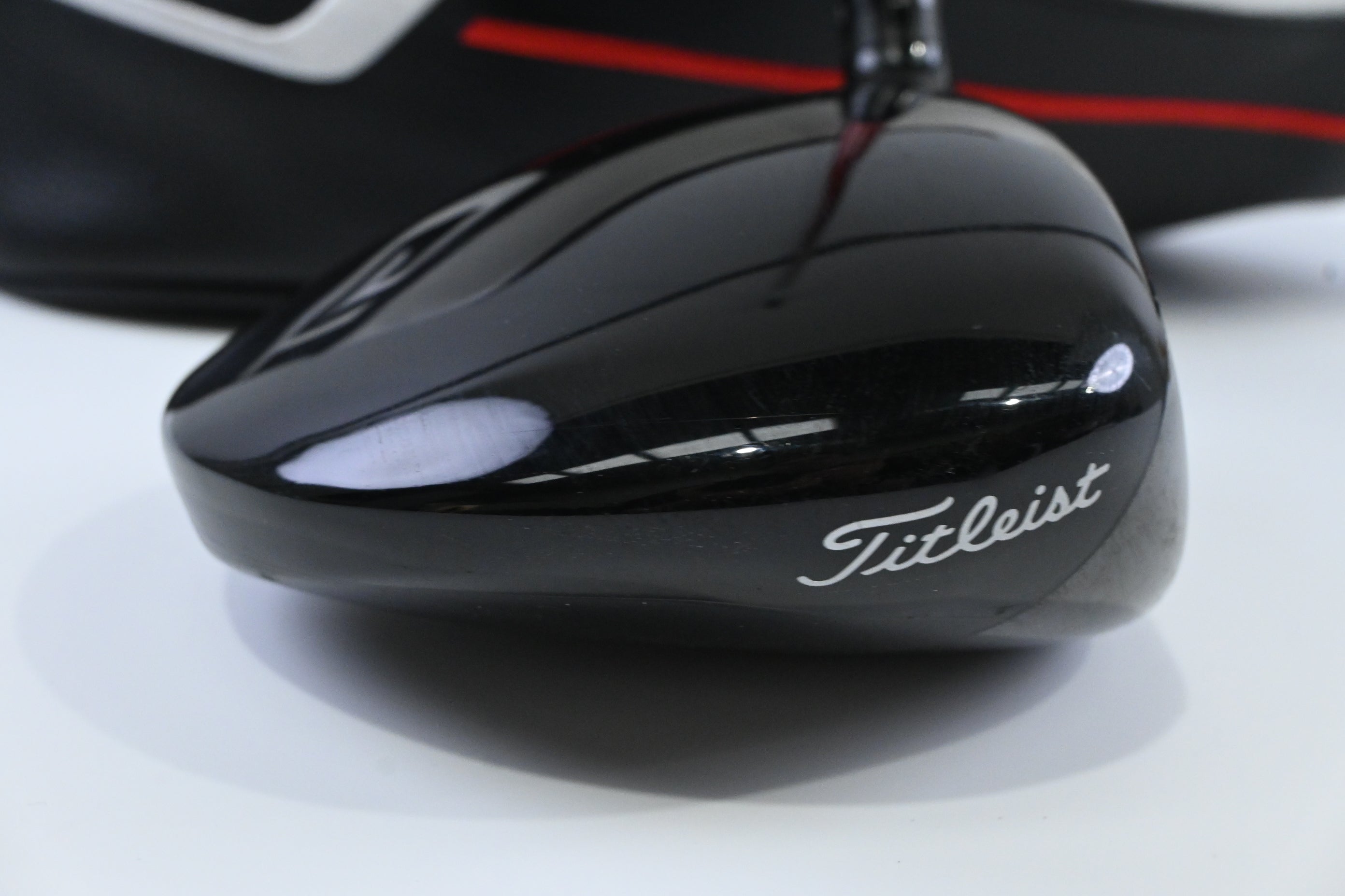 Titleist GT2 Driver / 10 Degree / Regular Flex Denali Red 50