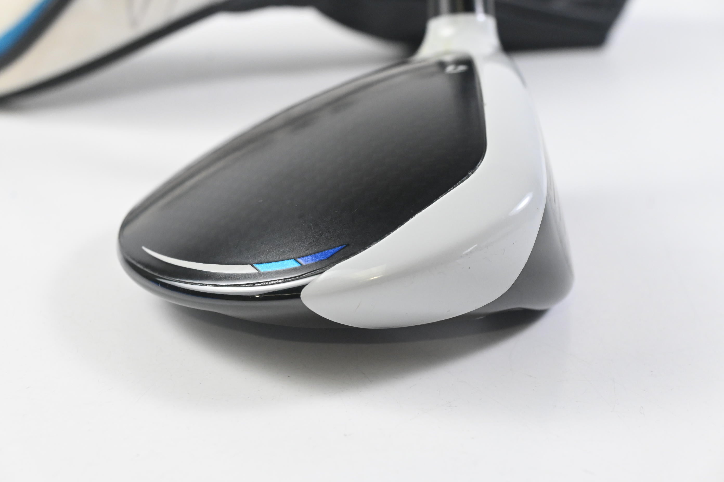 Taylormade SIM2 Ti #3 Wood / 15 Degree / Stiff Flex Fujikura Ventus Blue 6 Velocore