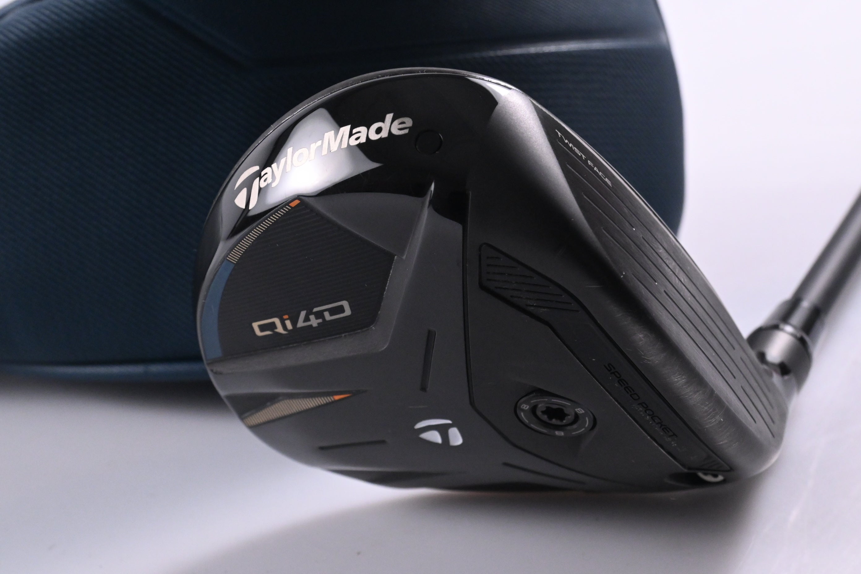 Taylormade Qi4D #5 Wood / 18 Degree / Stiff Flex REAX White 65 Shaft