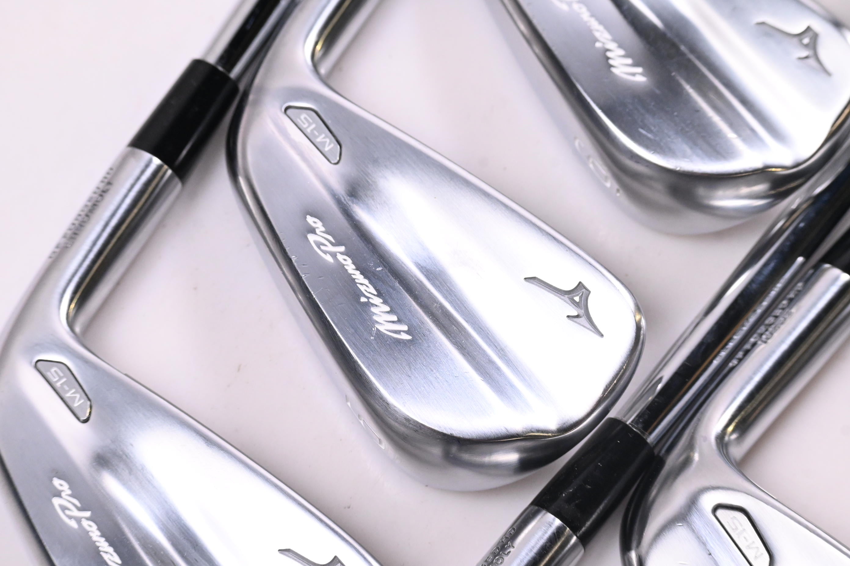 Mizuno M-15 Irons / 4-PW+GW / Regular Flex N.S.Pro Modus3 Tour 105 Shafts