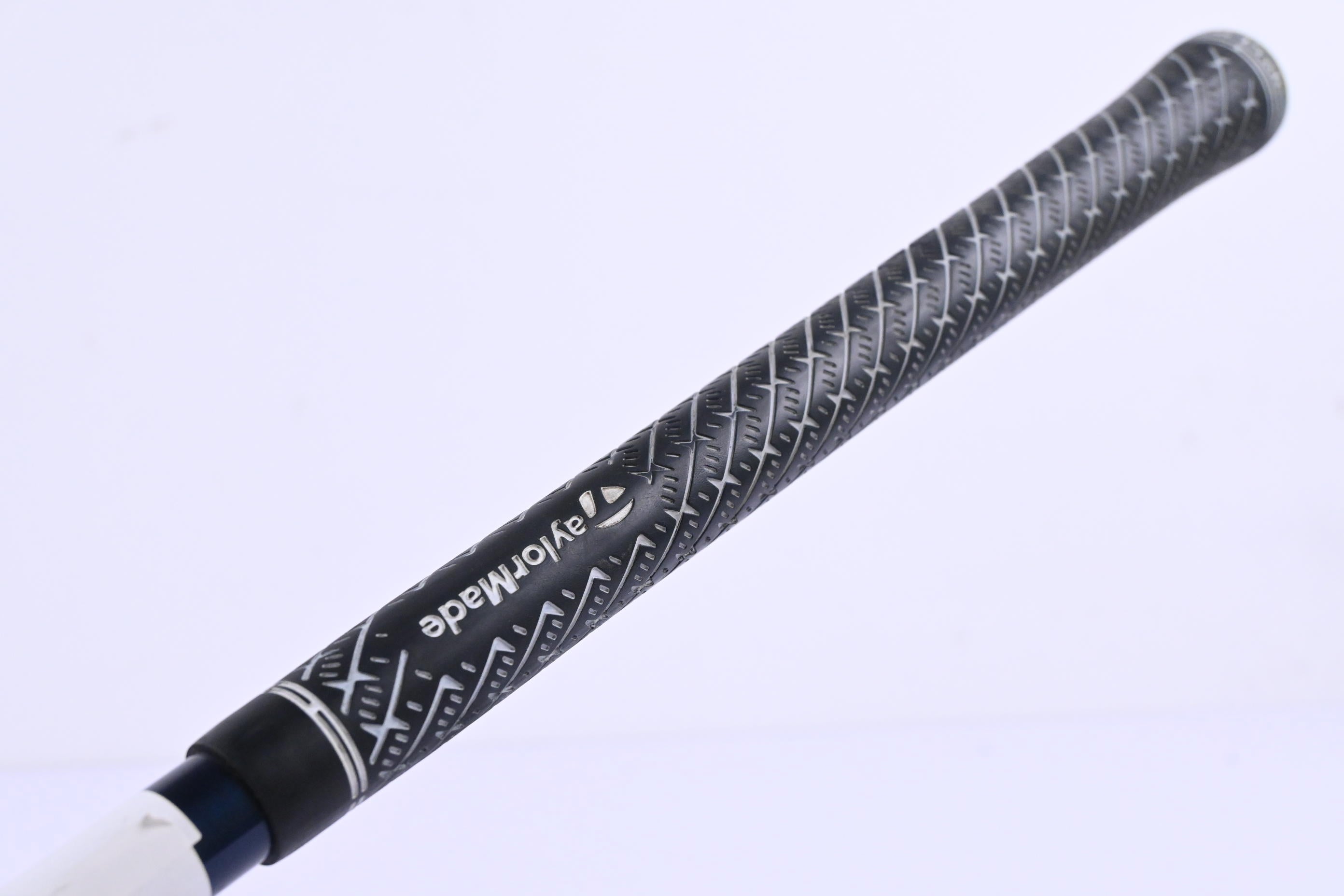 Taylormade SIM Max Driver / 10.5 Degree / Regular Flex Ventus Blue 6 Shaft
