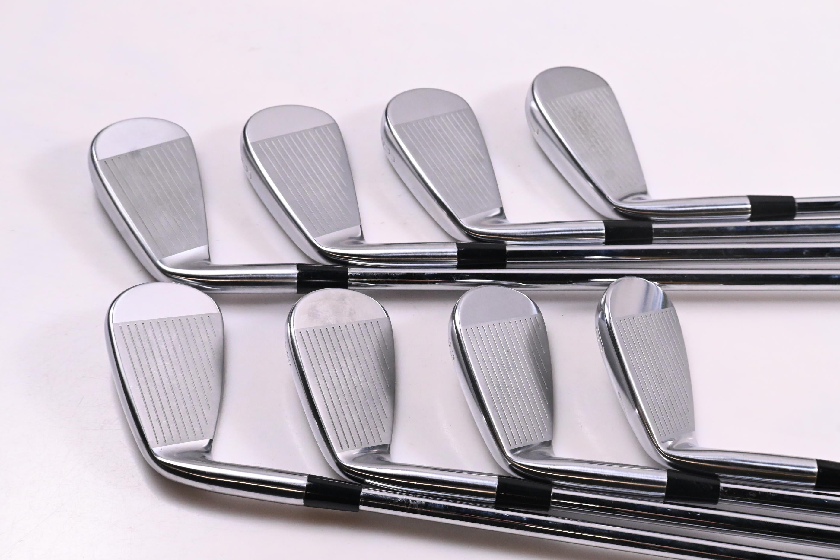 Mizuno M-15 Irons / 4-PW+GW / Regular Flex N.S.Pro Modus3 Tour 105 Shafts
