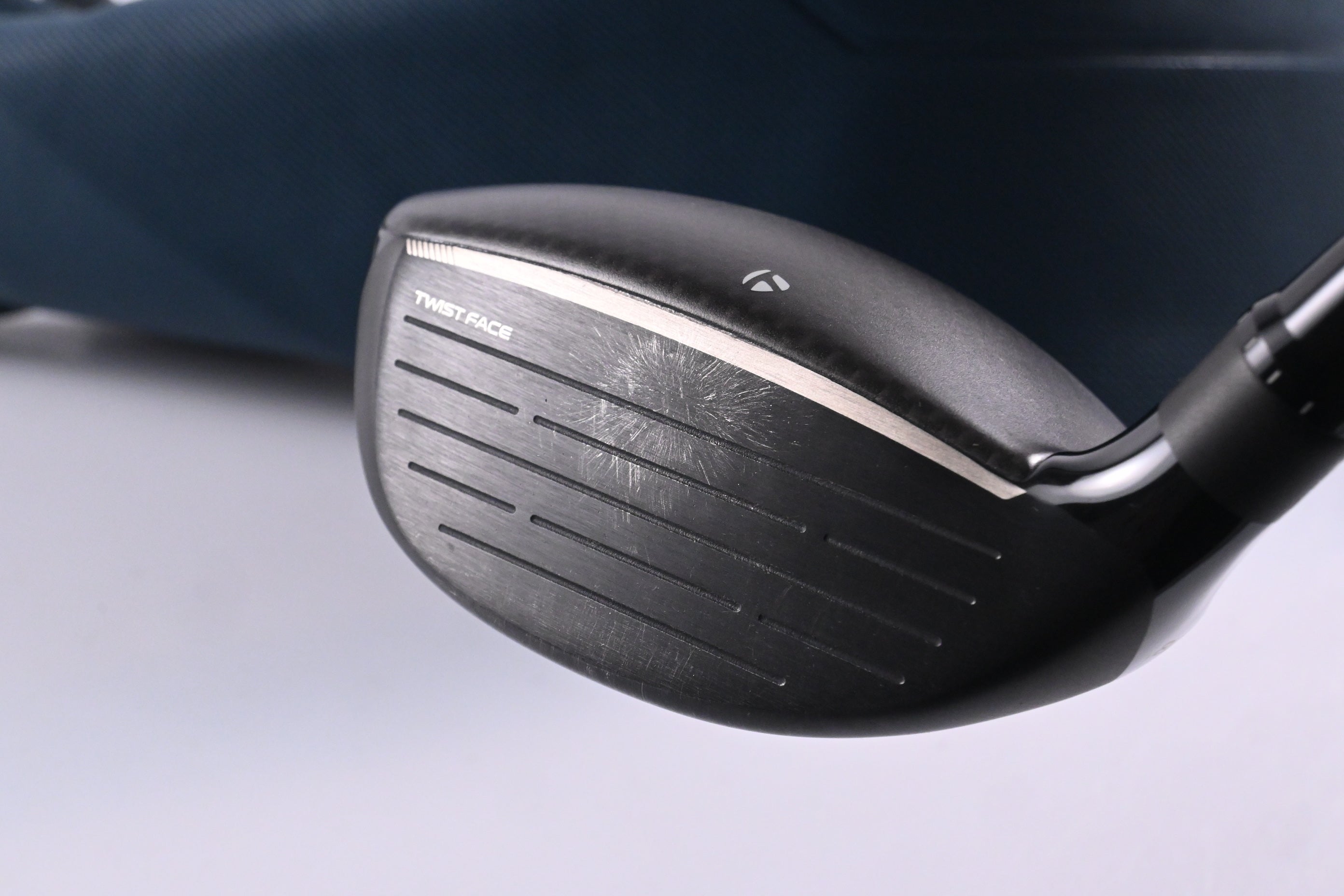 Taylormade Qi4D #5 Wood / 18 Degree / Stiff Flex REAX White 65 Shaft