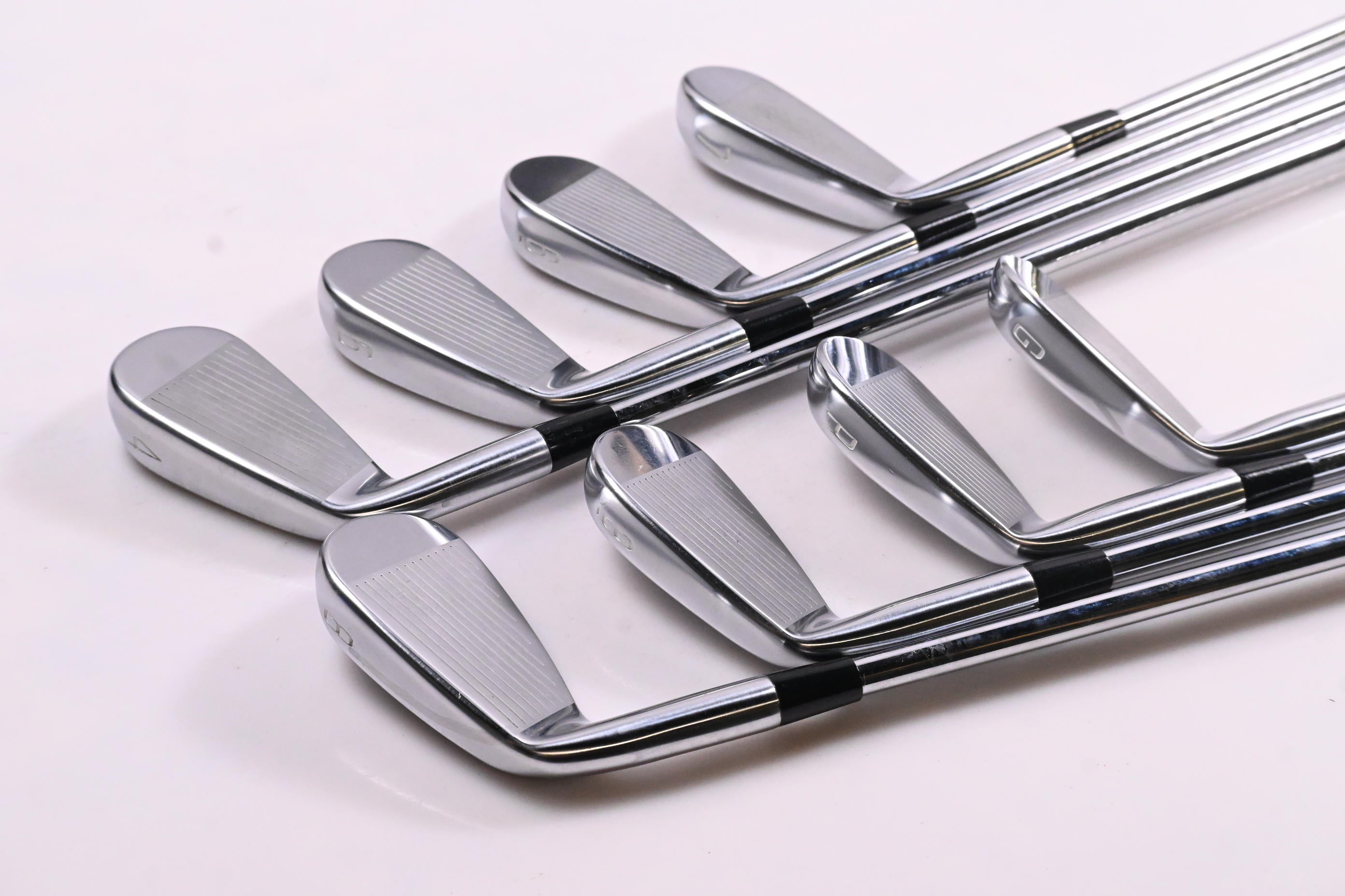 Mizuno M-15 Irons / 4-PW+GW / Regular Flex N.S.Pro Modus3 Tour 105 Shafts