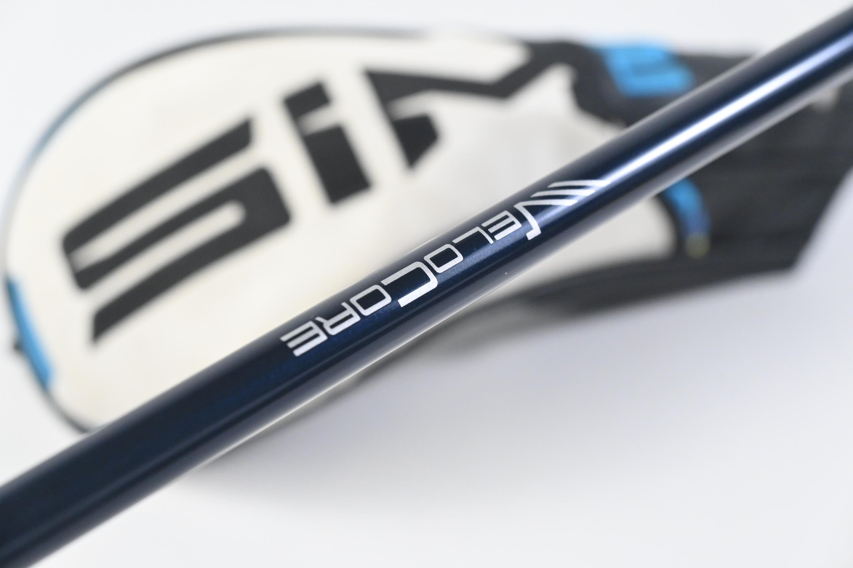 Taylormade SIM2 Ti #3 Wood / 15 Degree / Stiff Flex Fujikura Ventus Blue 6 Velocore