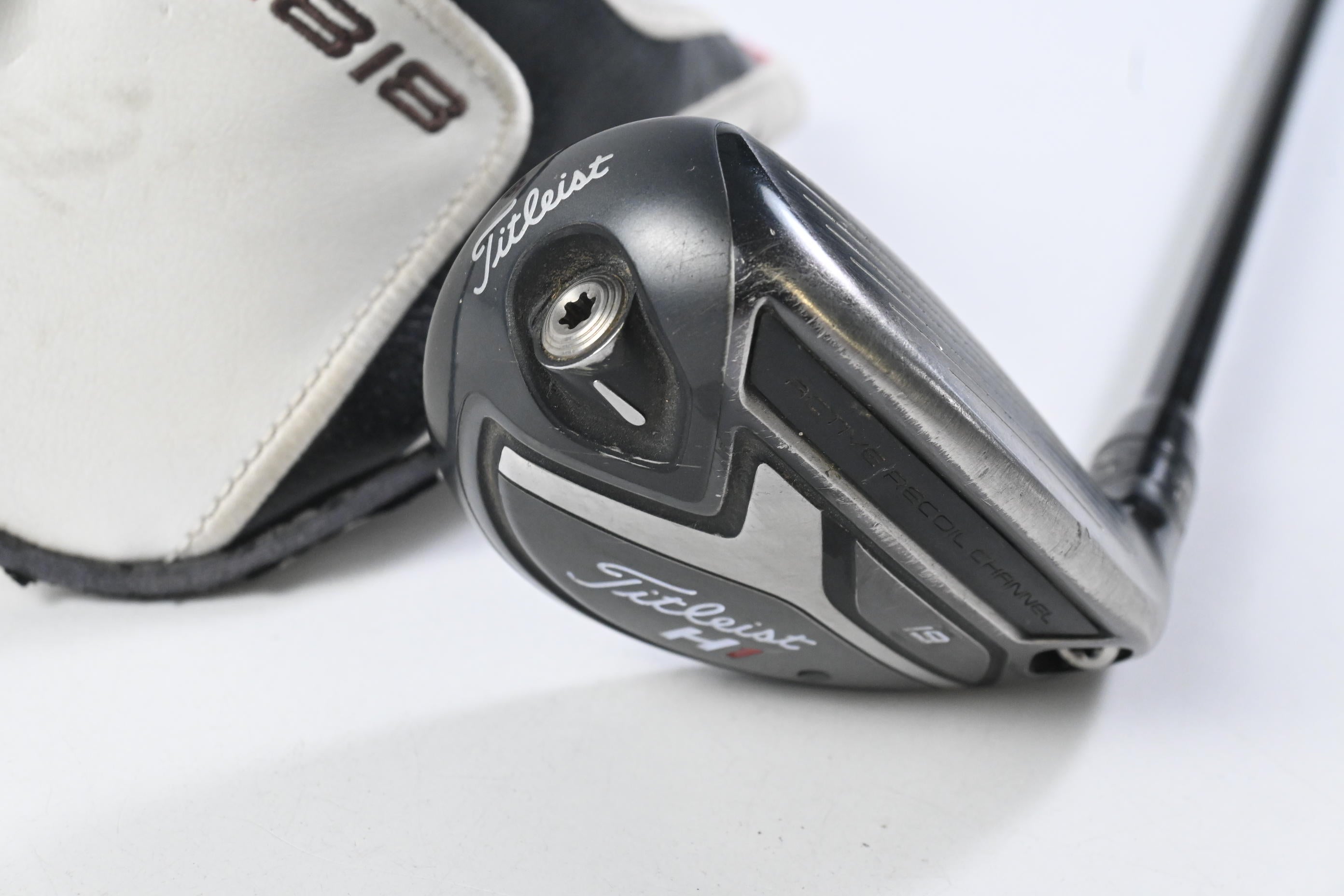 Titleist 818 H1 #3 Hybrid / 19 Degree / Stiff Flex HZRDUS Smoke Black RDX 80