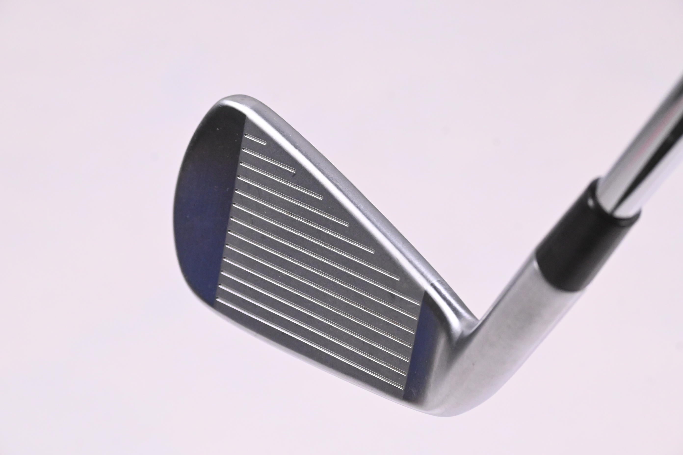 Taylormade P790 UDI 2019 #2 Iron / 17 Degree / Regular Flex Dynamic Gold 105