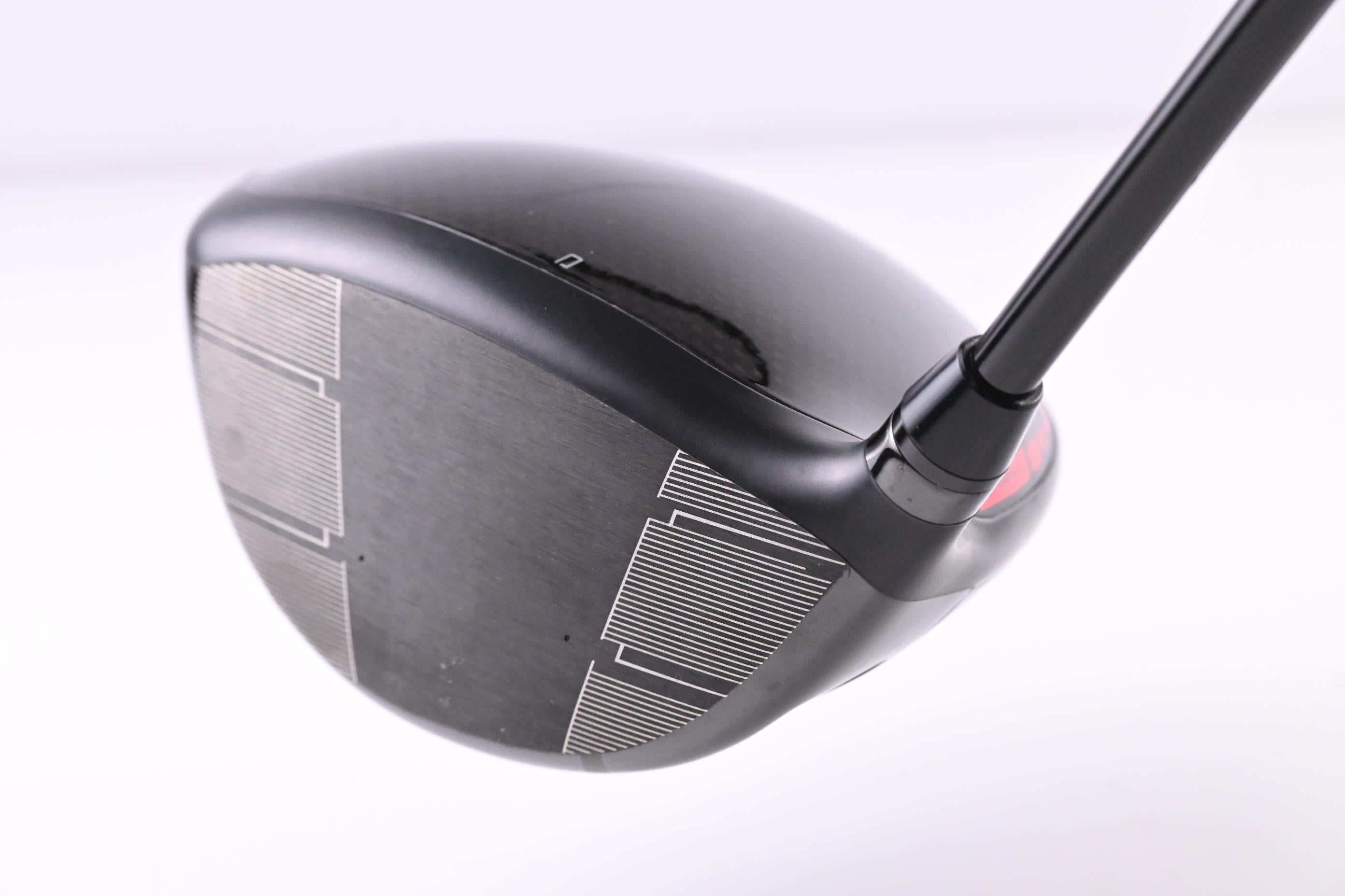 Wilson DYNAPWR 2025 Carbon Driver / 10.5 Degree / X-Flex HZRDUS Smoke RDX Black