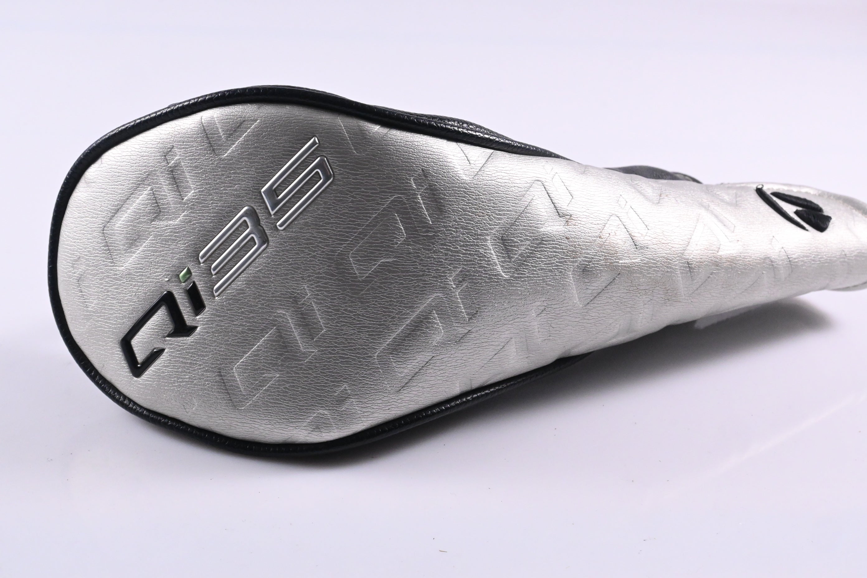 Taylormade Qi35 #5 Wood / 18 Degree / Regular Flex Fujikura Ventus Blue 5 Shaft