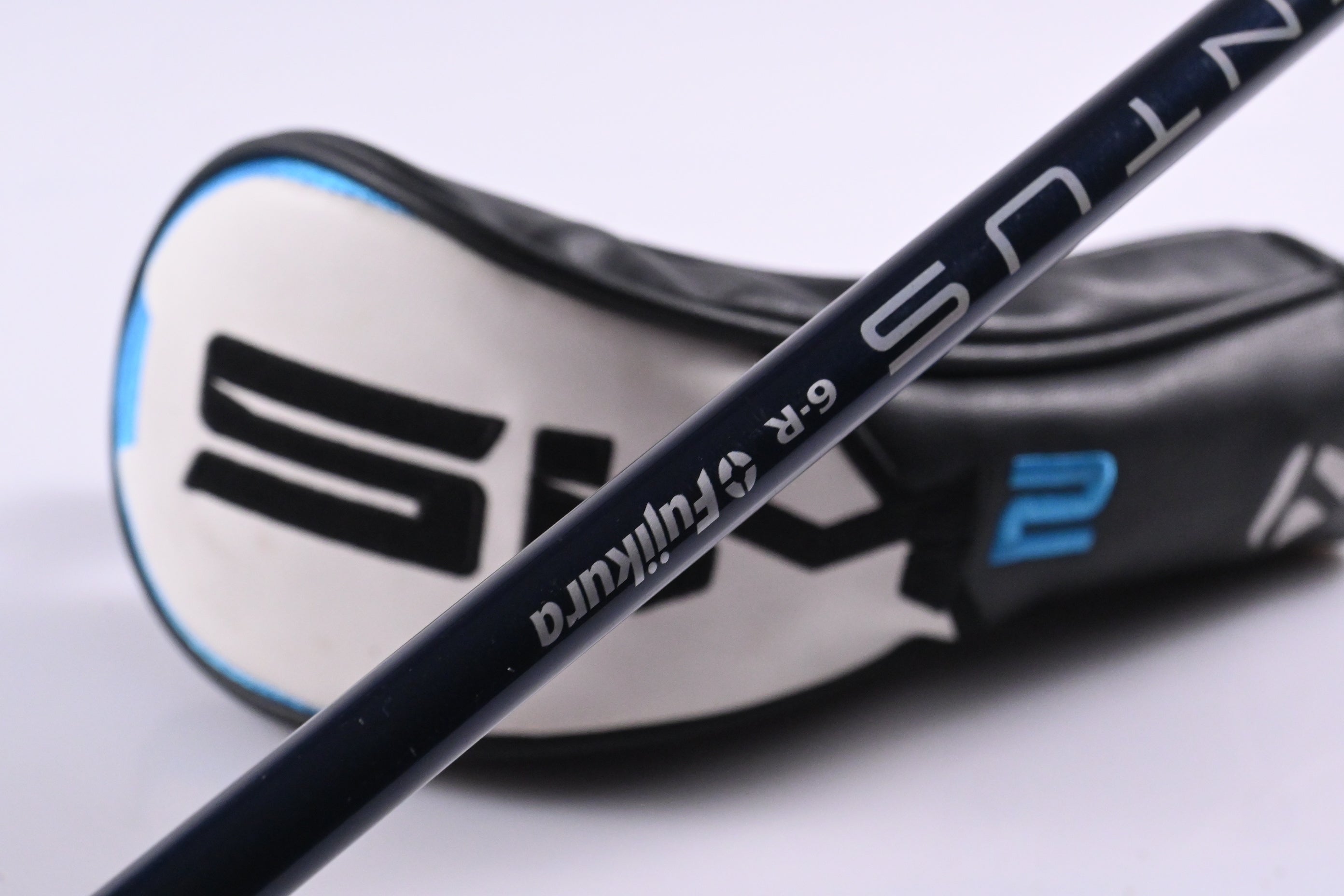 Taylormade SIM2 Max #4 Hybrid / 22 Degree / Regular Flex Fujikura Ventus Blue 6