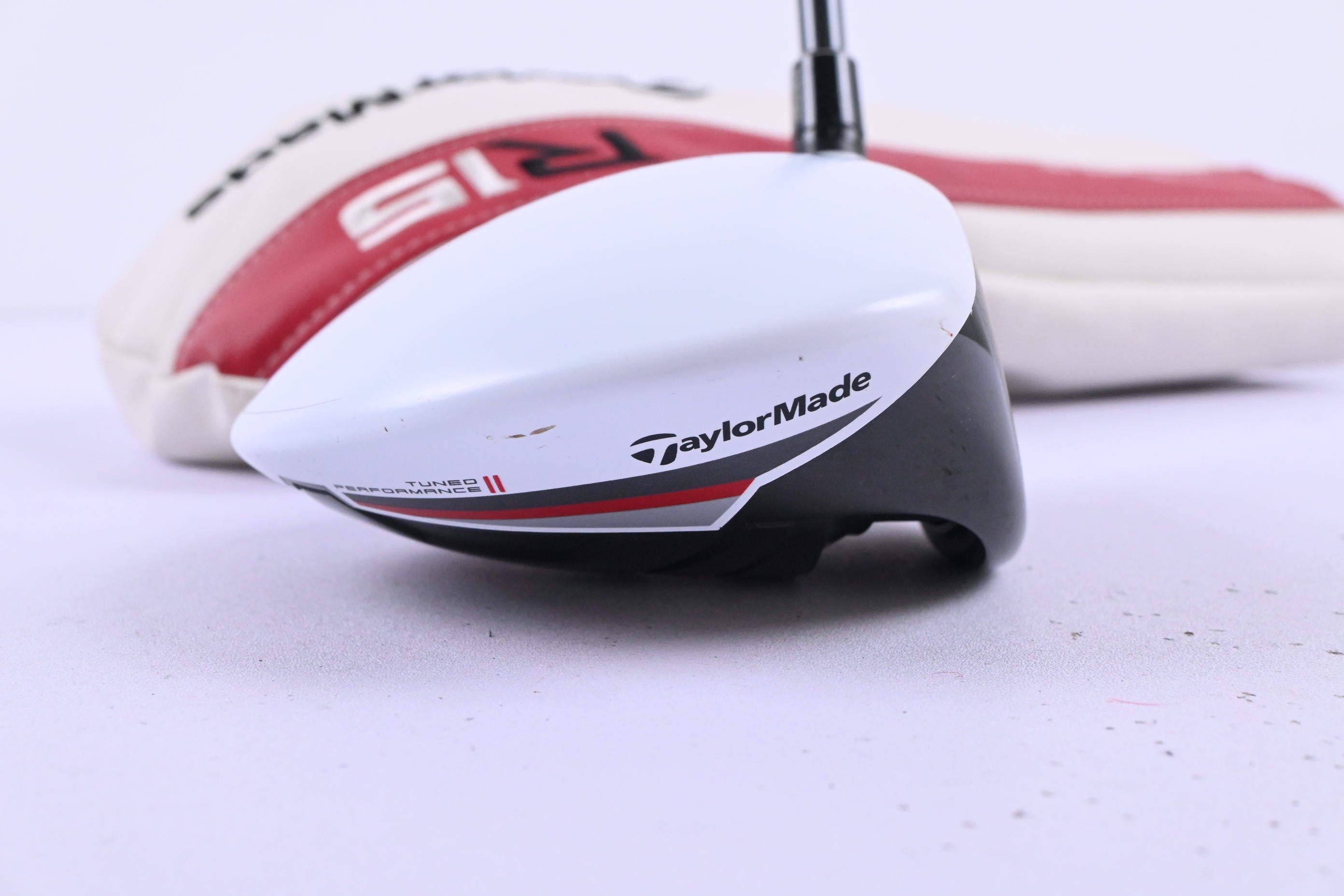 Taylormade R15 Driver / 10.5 Degree / Regular Flex Speeder Evolution 57 Shaft