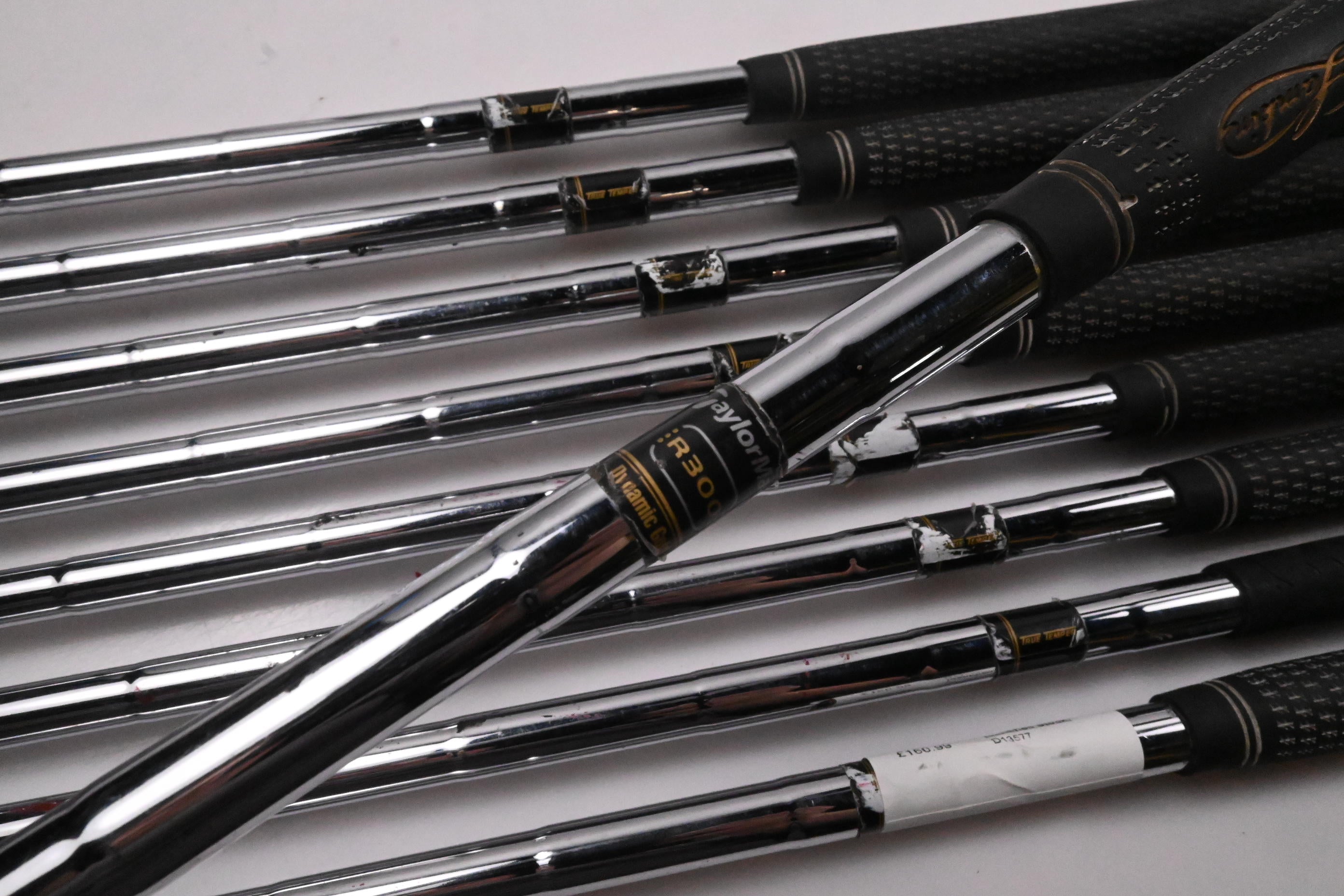 Taylormade RAC LT Irons / 3-PW+SW / Regular Flex Dynamic Gold R300 Shafts