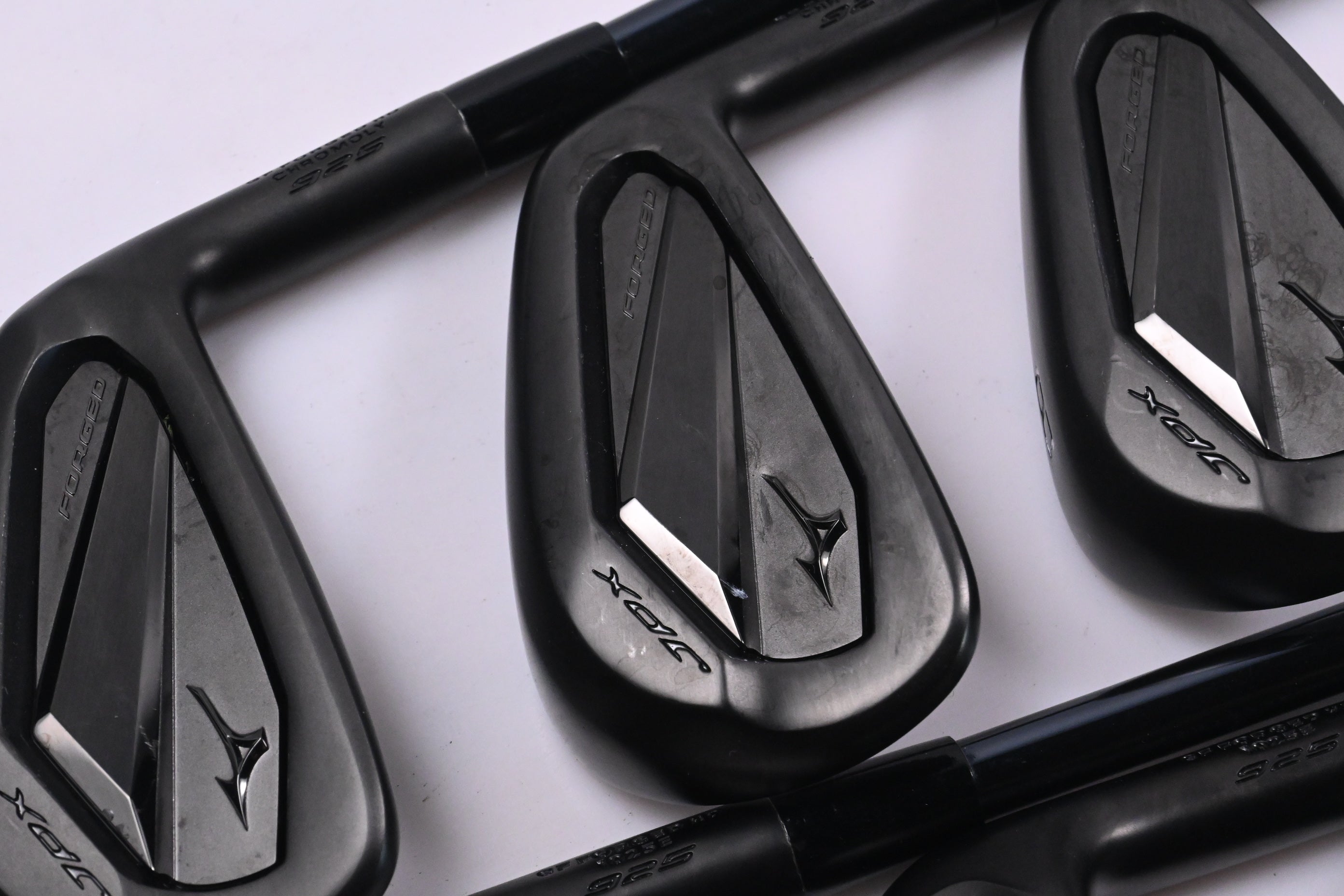 Mizuno JPX 925 Forged Irons / 6-PW+GW / Senior Flex UST Recoil Dart ESX 60