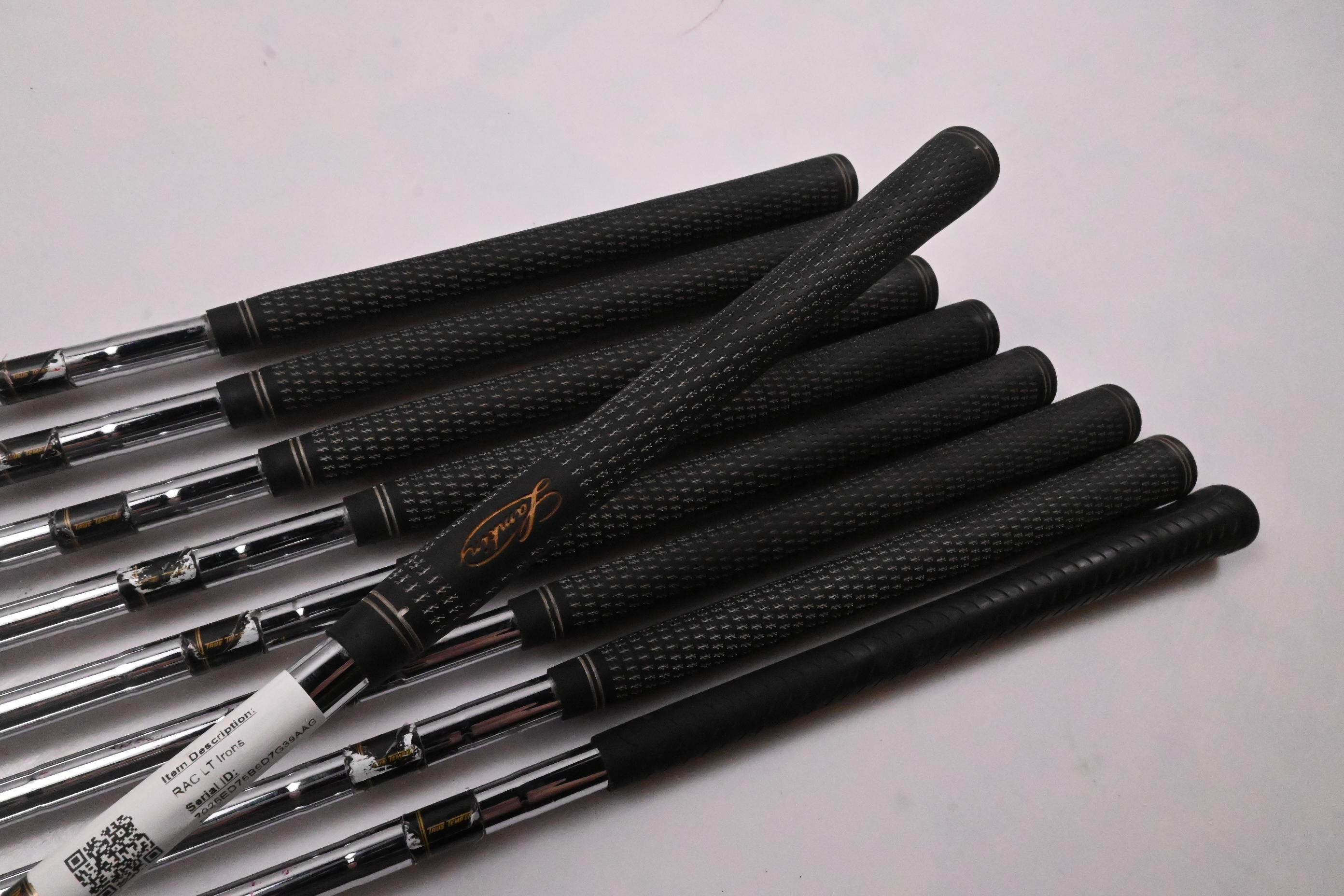 Taylormade RAC LT Irons / 3-PW+SW / Regular Flex Dynamic Gold R300 Shafts