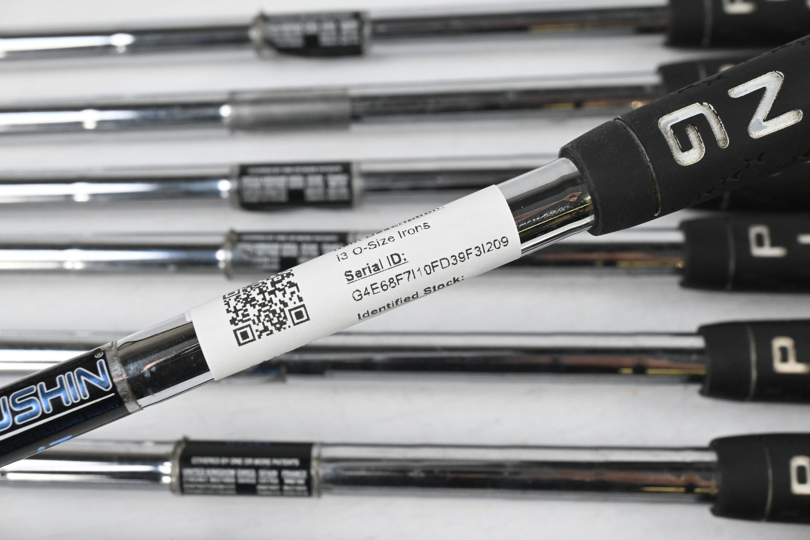 Ping i3 O-Size Irons / 4-PW+SW / Red Dot / Regular Flex Cushin JZ Shafts