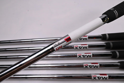 Taylormade SIM2 Max Irons / 5-PW+SW / Regular Flex KBS MAX MT 85 Shafts