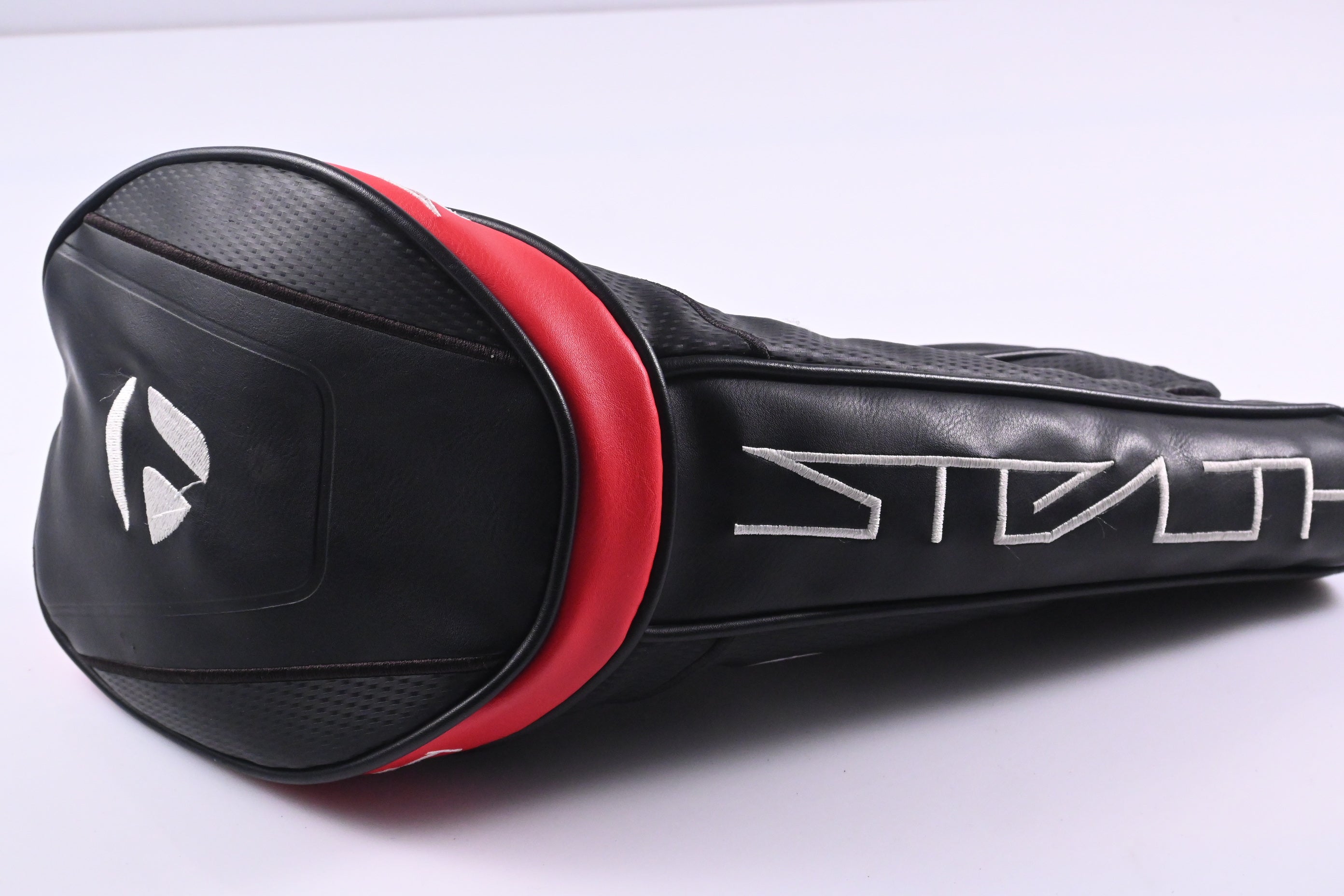 Taylormade Stealth Driver / 9 Degree / Stiff Flex Fujikura Air Speeder 45 Shaft