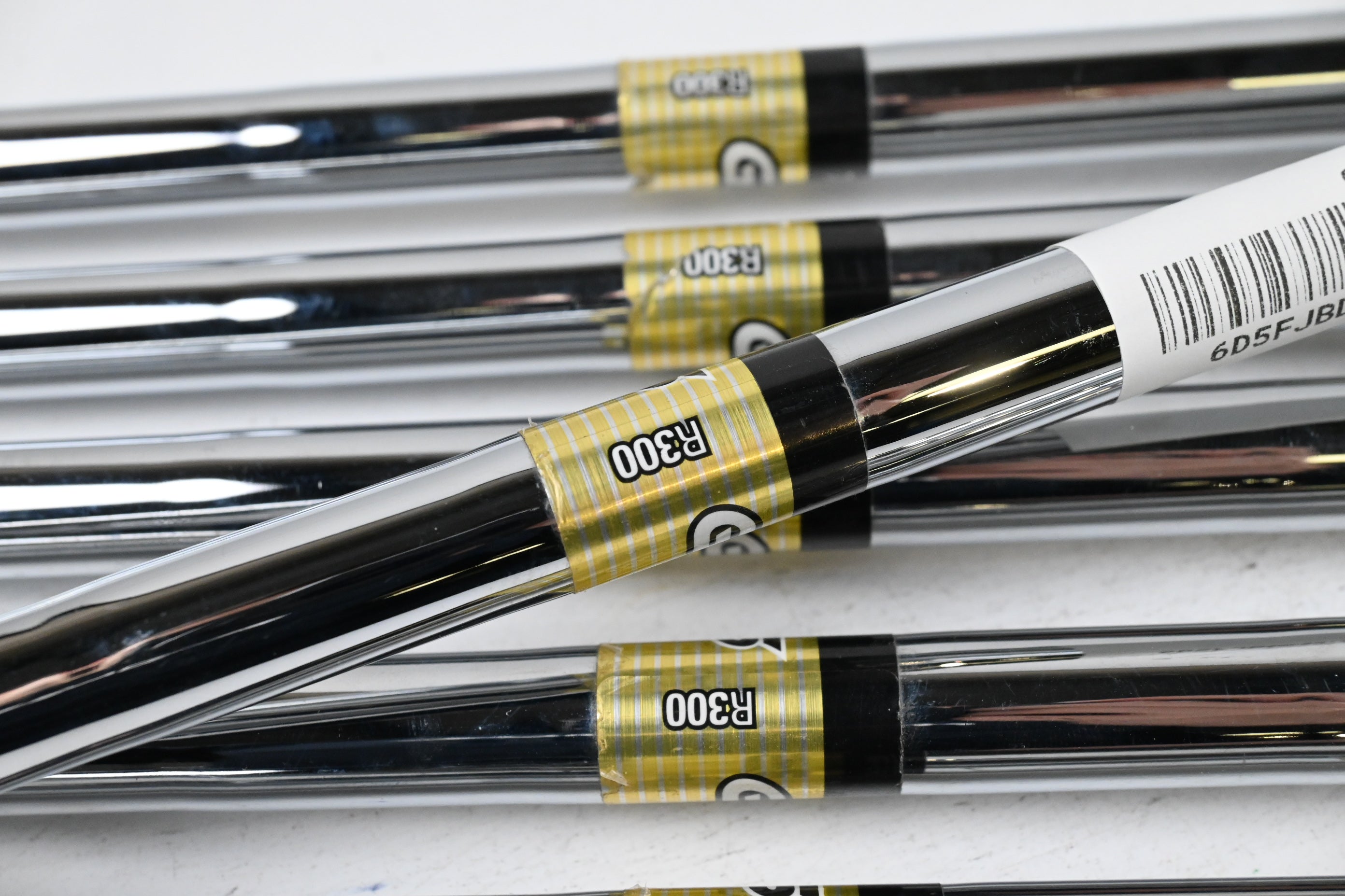 Miura CB-3001 / 5-PW / Regular Flex Gold Series 85 R300 Steel Shafts