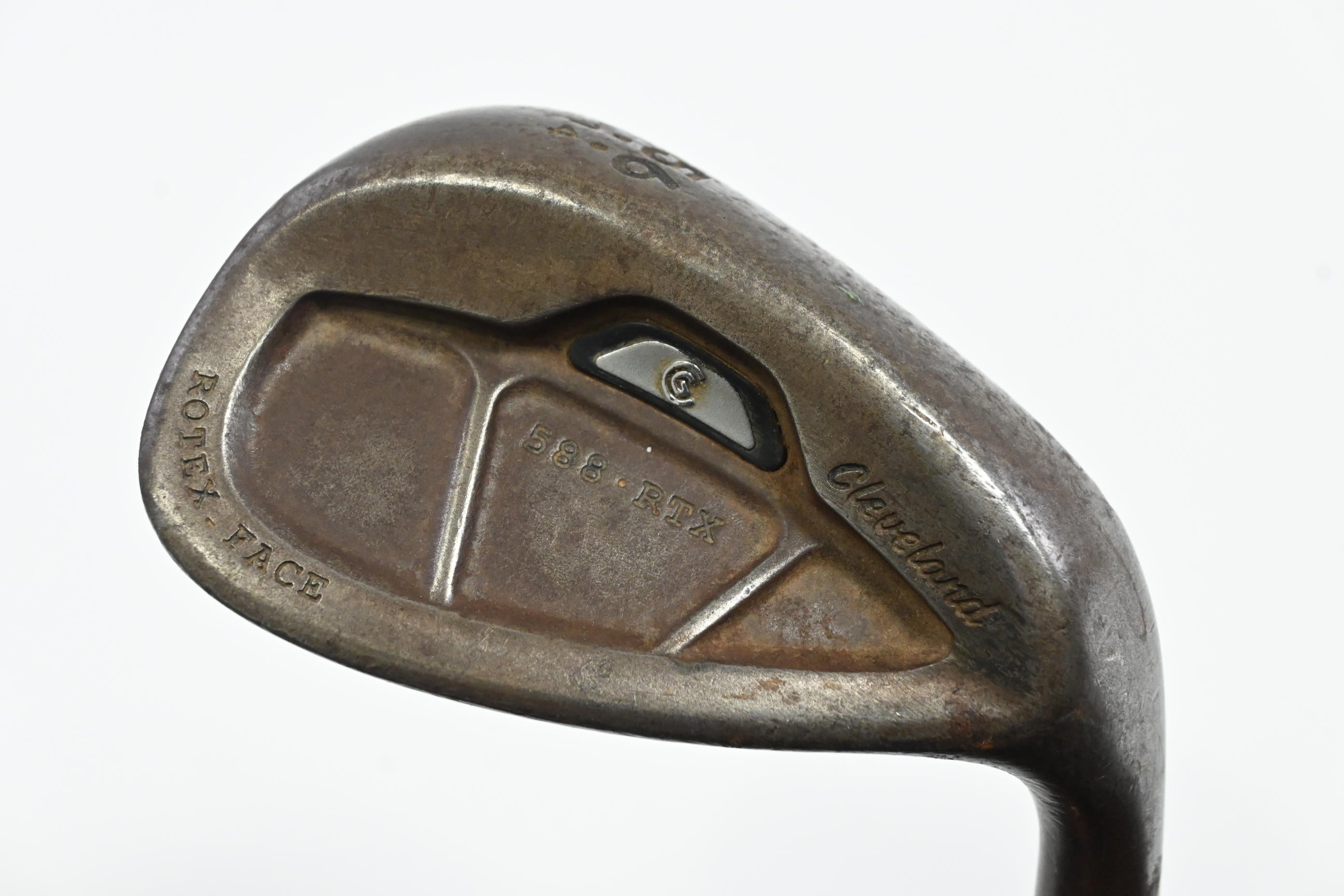 Cleveland 588 RTX Sand Wedge / 56 Degree / Stiff Flex Dynamic Gold S400