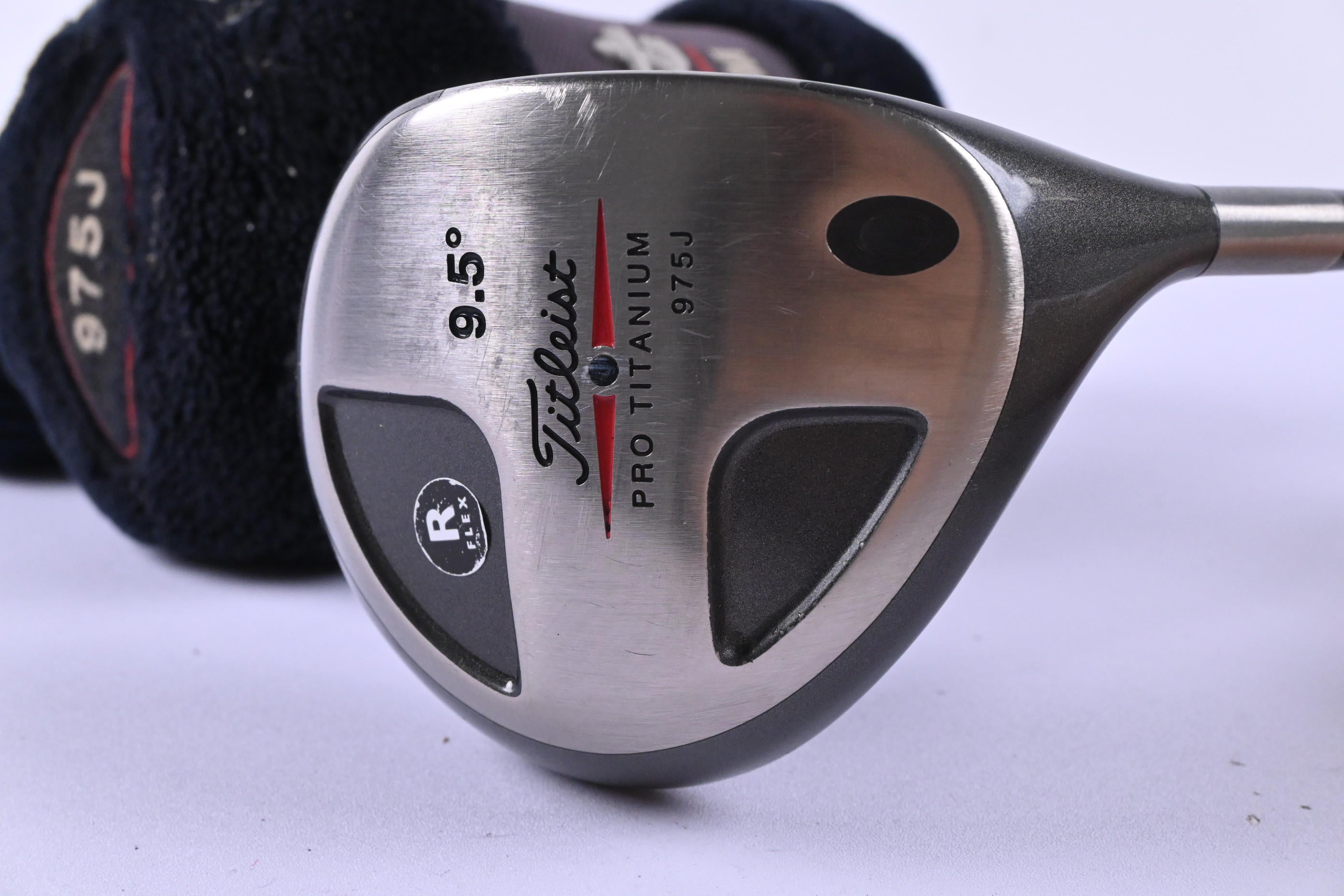 Titleist 975 J Driver / 9.5 Degree / Regular Flex Titleist Ultra Light 60 Shaft