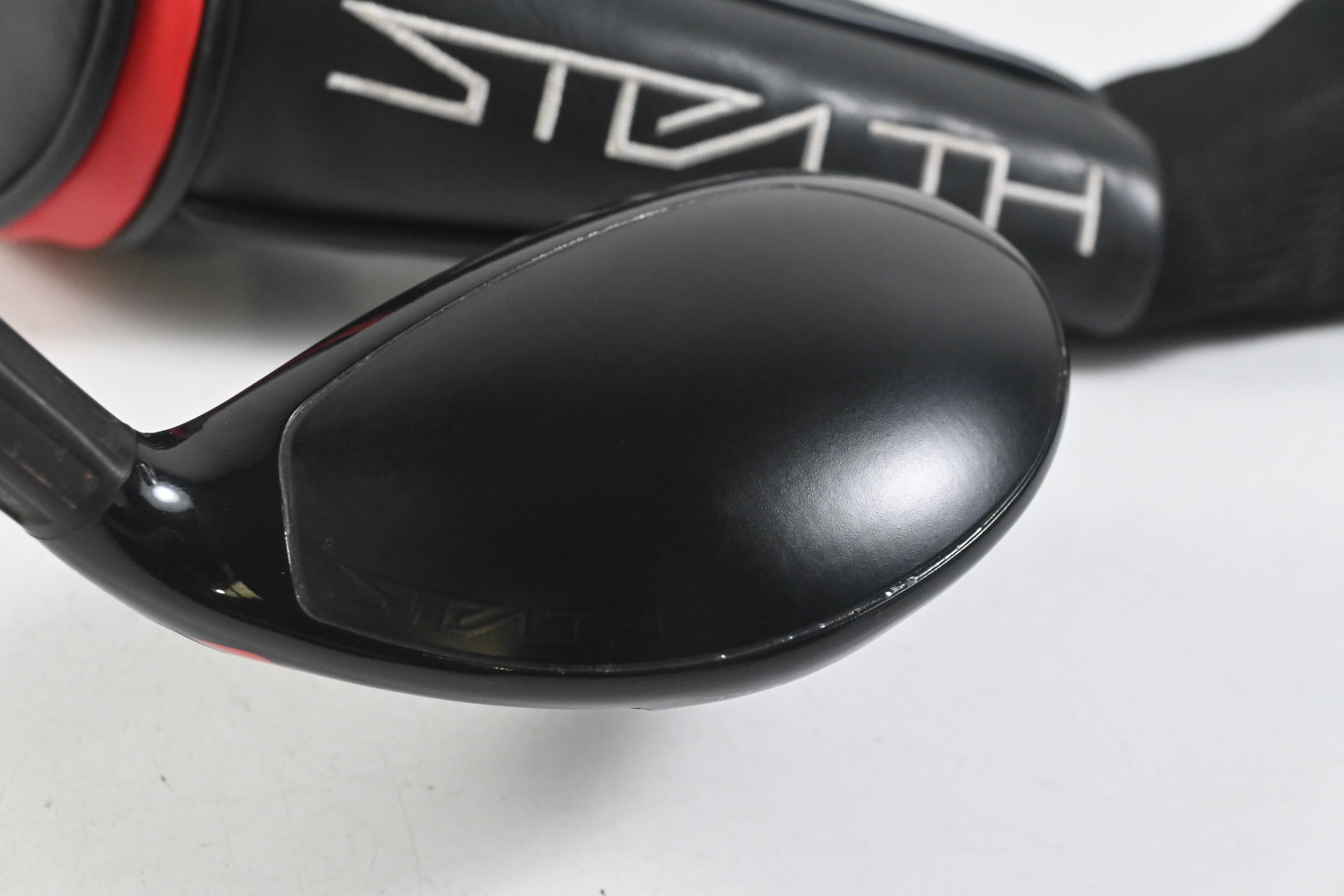 Taylormade Stealth #3 Hybrid / 19 Degree / Regular Flex Fujikura Ventus Red 6