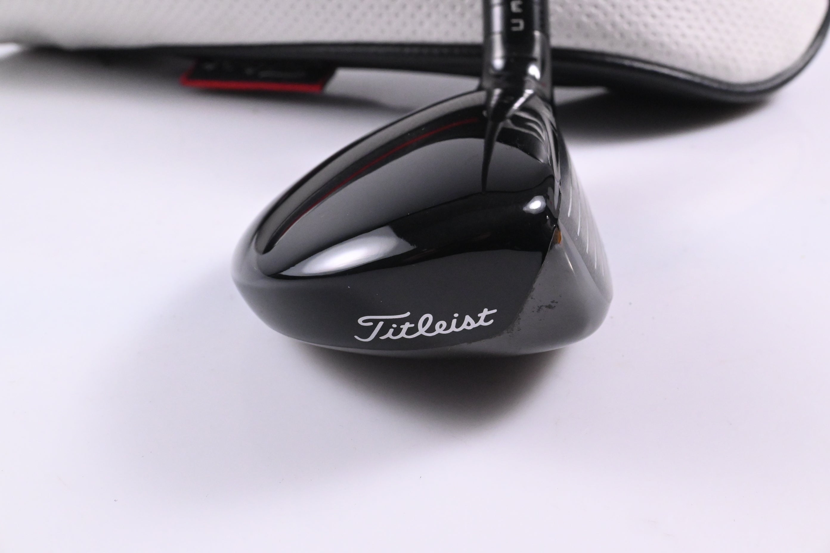 Titleist GT2 #4 Hybrid / 21 Degree / Stiff Flex HZRDUS Black Gen 5 80 Shaft