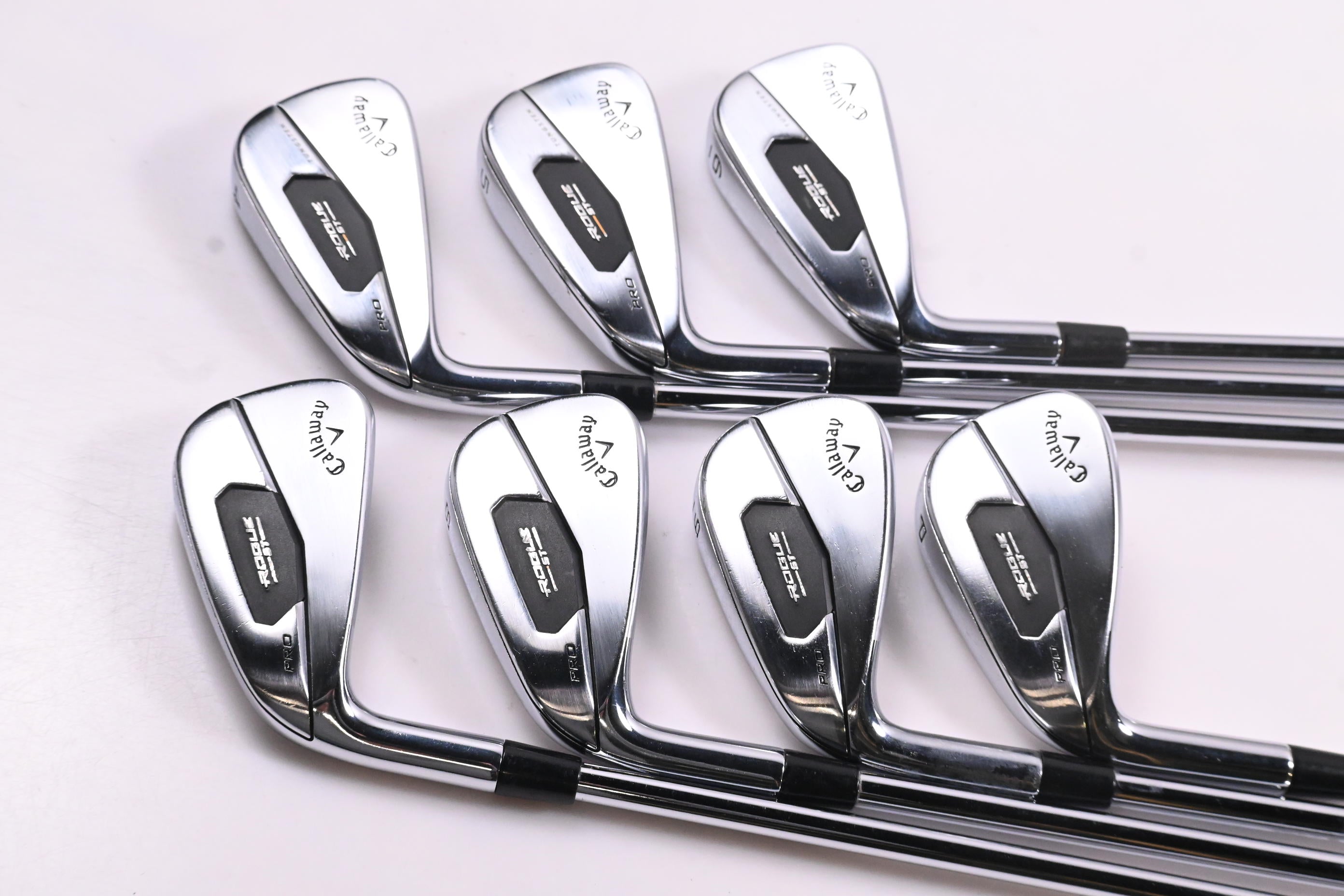 Left Hand Callaway Rogue ST Pro Irons / 4-PW / Stiff Flex Rifle Tour Flighted