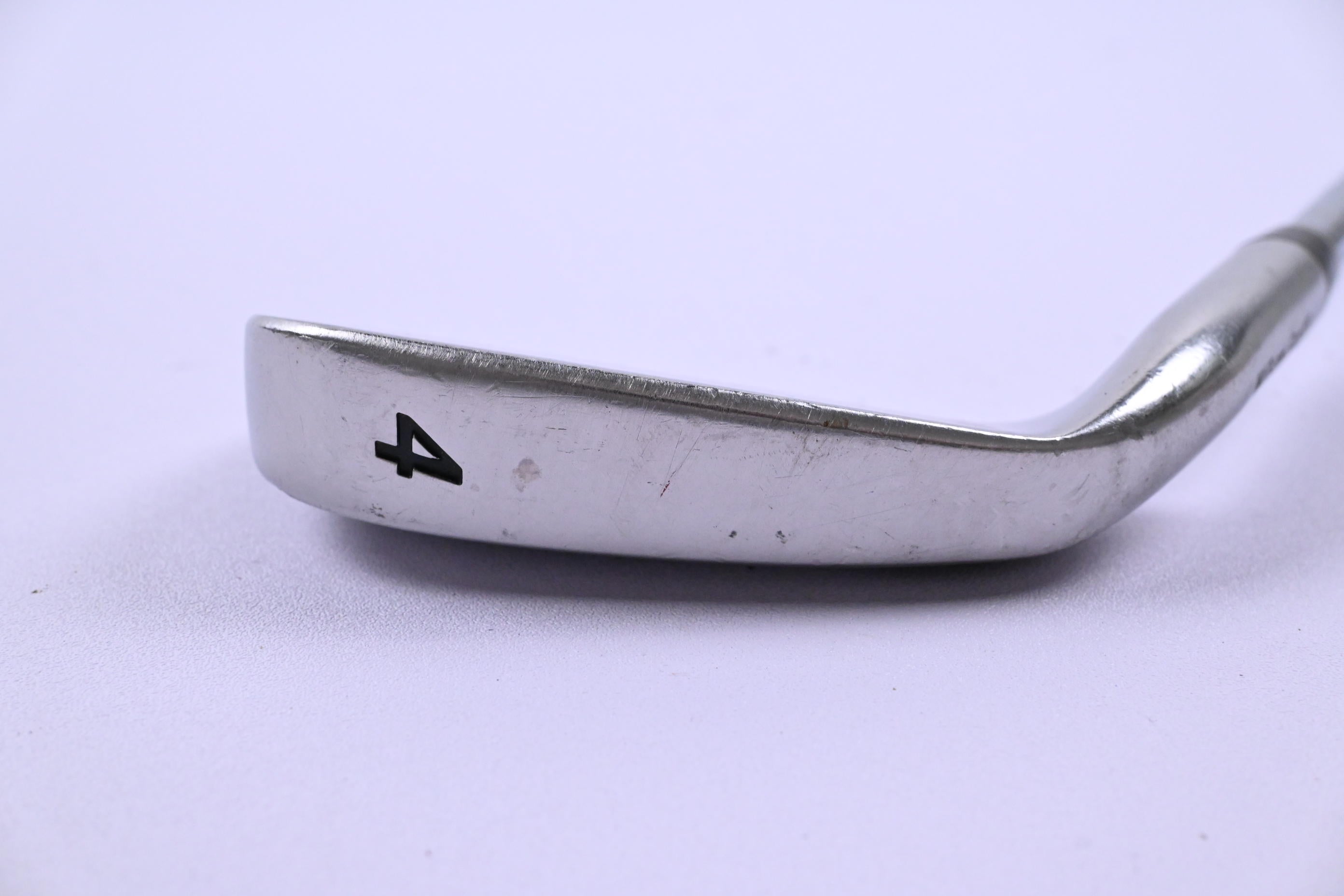 Wilson Di5 #4 Iron / 23 Degree / Regular Flex Wilson Taper Tech Shaft