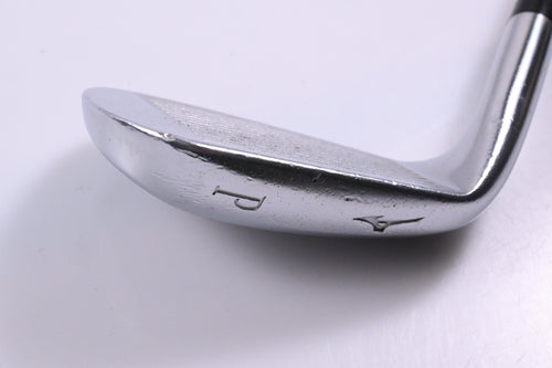 Mizuno MX-25 Pitching Wedge / 46 Degree / Regular Flex Dynamic Gold 95 R300 Shaft