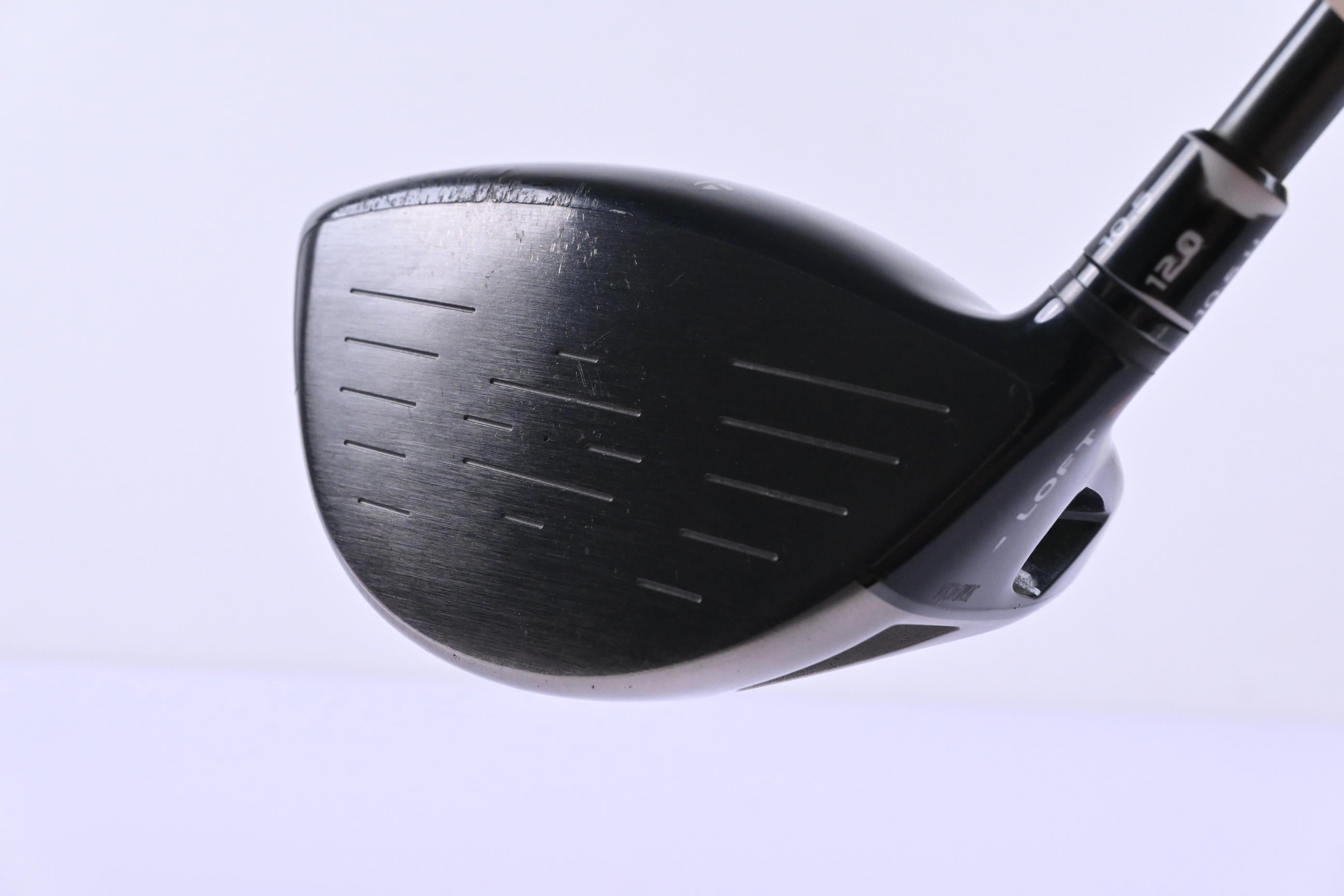Taylormade R1 Black Driver / 10.5 Degree / Stiff Flex Aldila RIP Phenom 55 Shaft