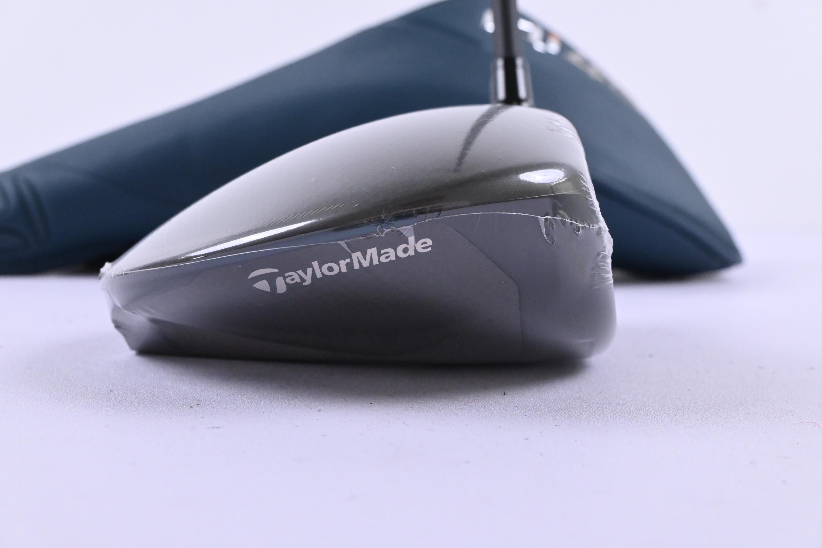 Taylormade Qi4D Max Driver / 9 Degree / X-Flex HZRDUS Gen5 Black 70 Shaft
