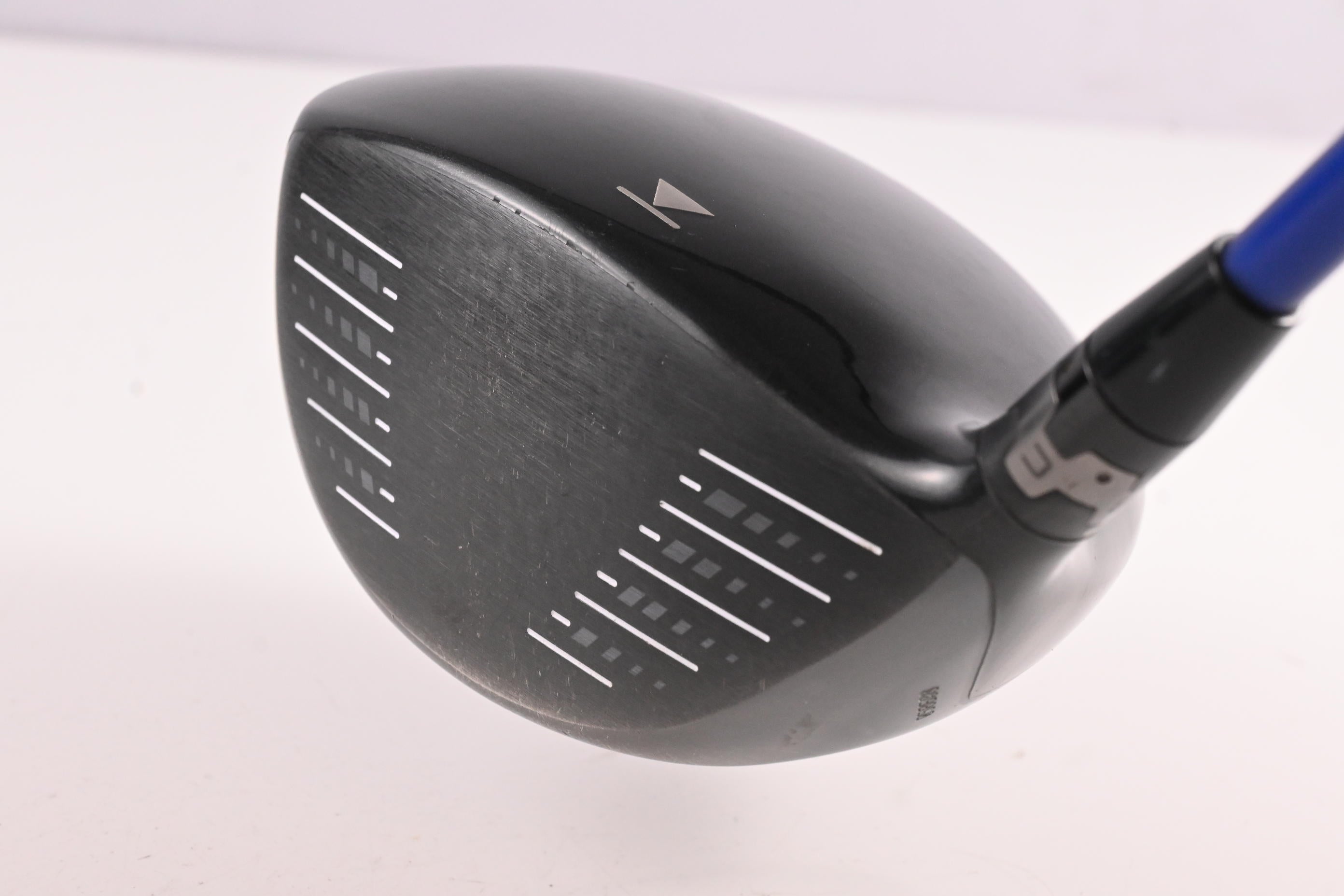 Titleist 913 D3 Driver / 9.5 Degree / Regular Flex Diamana Blue S+ 72 Shaft