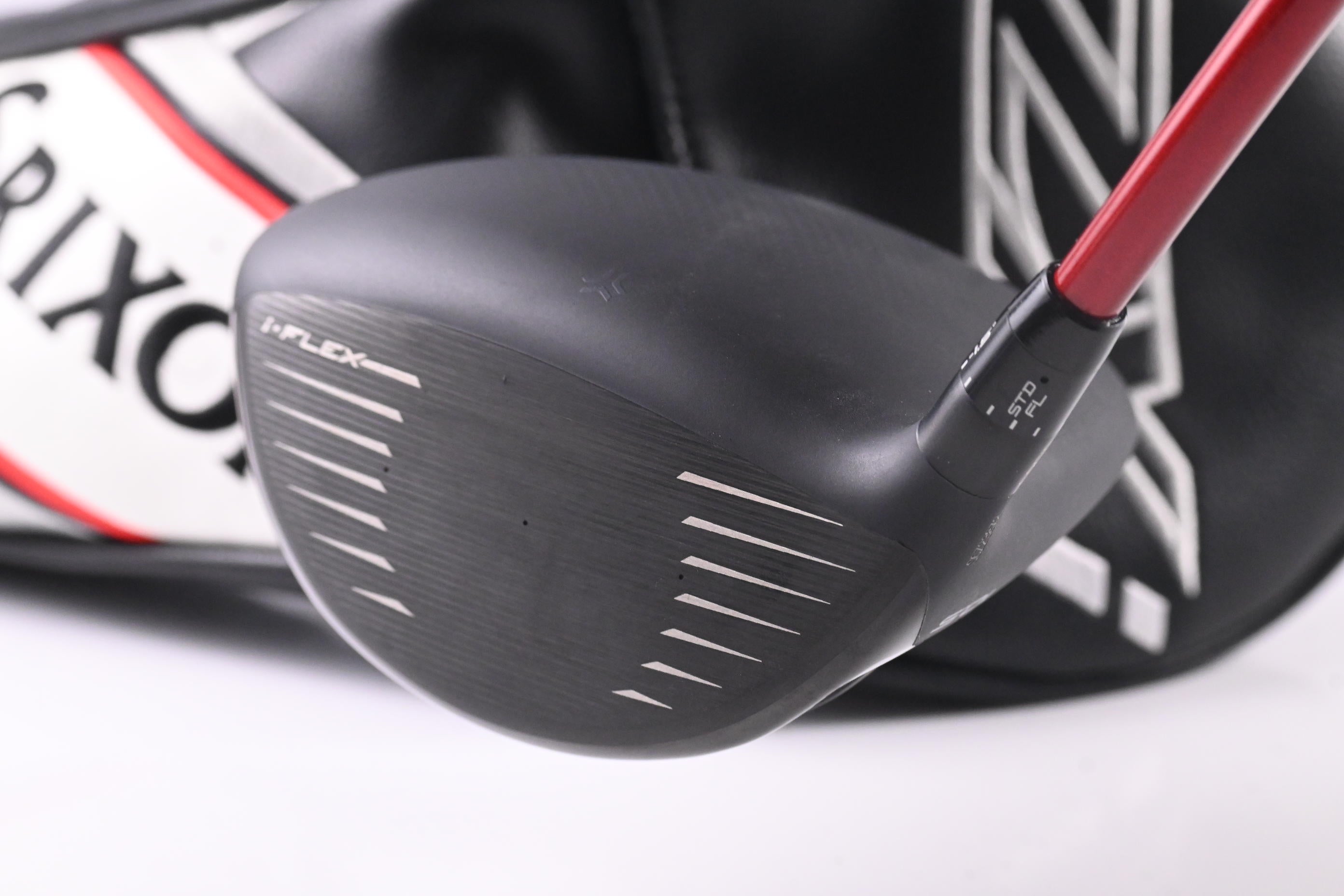 Srixon ZXi Max Driver / 10.5 Degree / Regular Flex Denali Red 50 Shaft