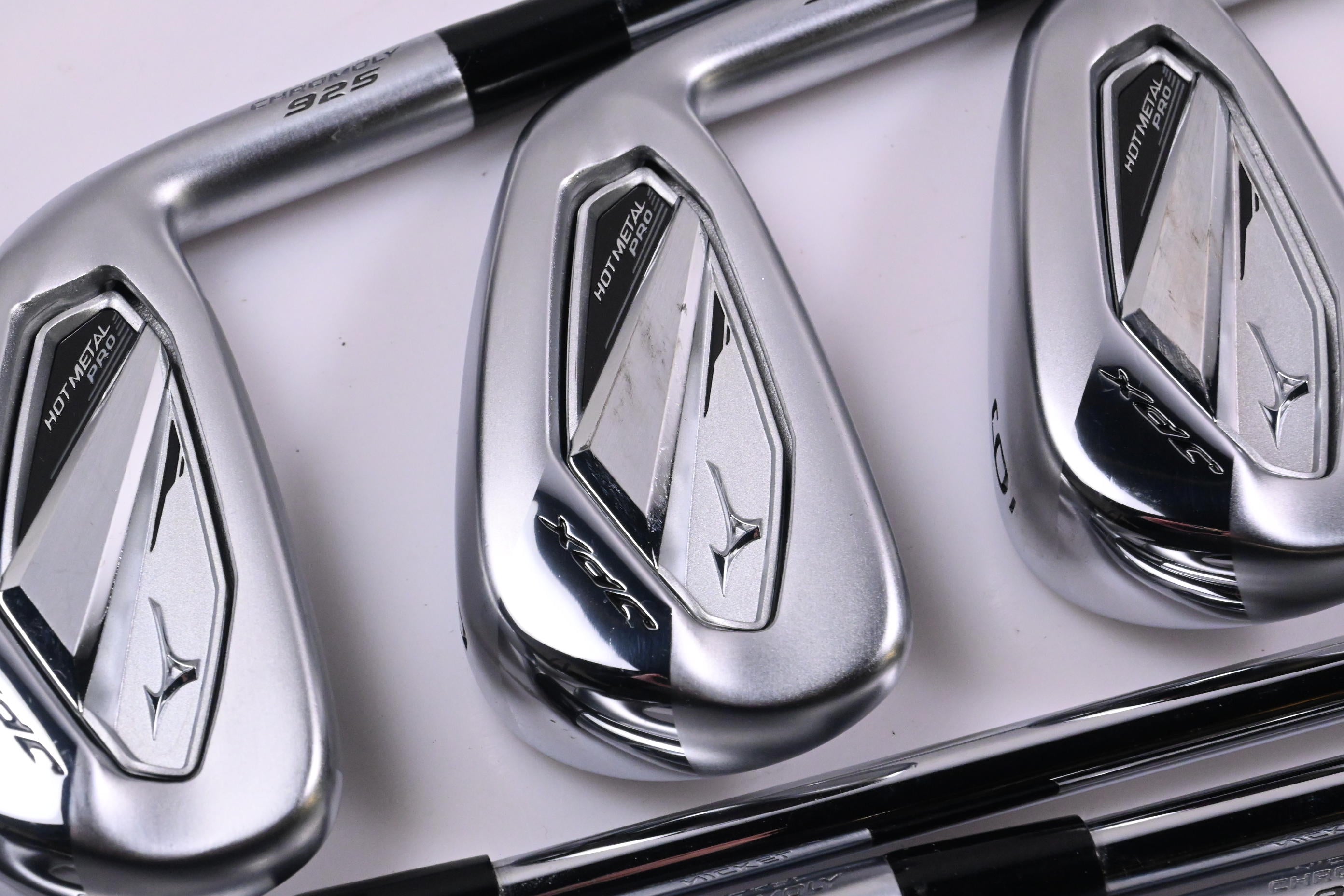 Mizuno JPX 925 Hot Metal Pro Irons / 4-PW / Stiff Flex Dynamic Gold Mid 100 S300