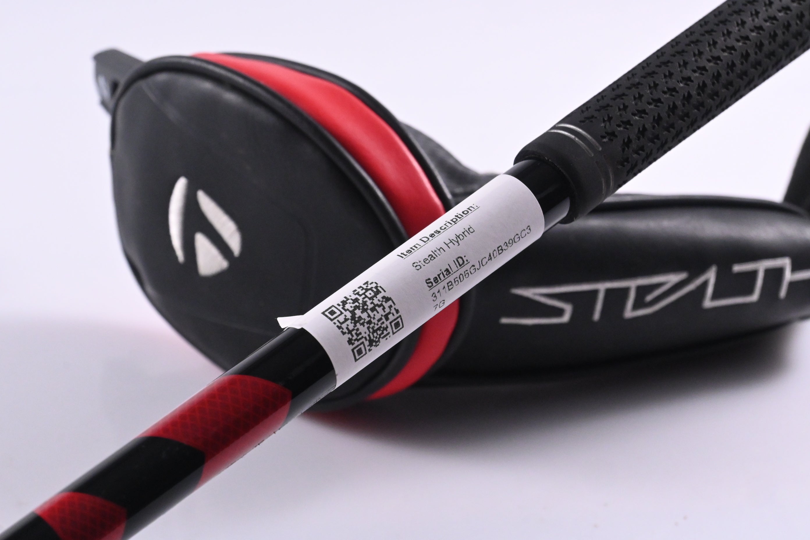 Taylormade Stealth #6 Hybrid / 28 Degree / Regular Flex Fujikura Ventus Red 6