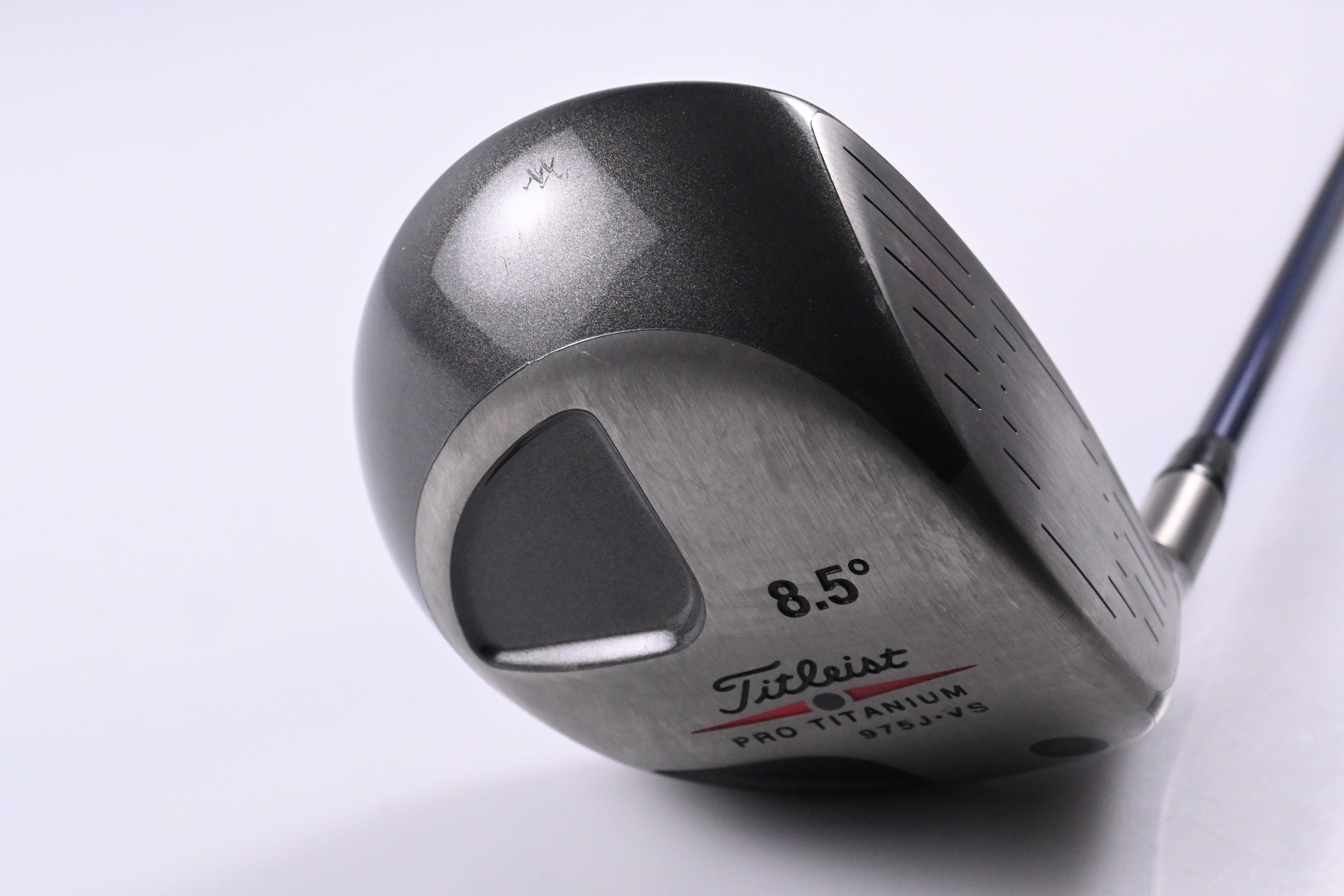 Titleist 975 J-VS Driver / 8.5 Degree / X-Flex Graphite Design YS-7 Shaft