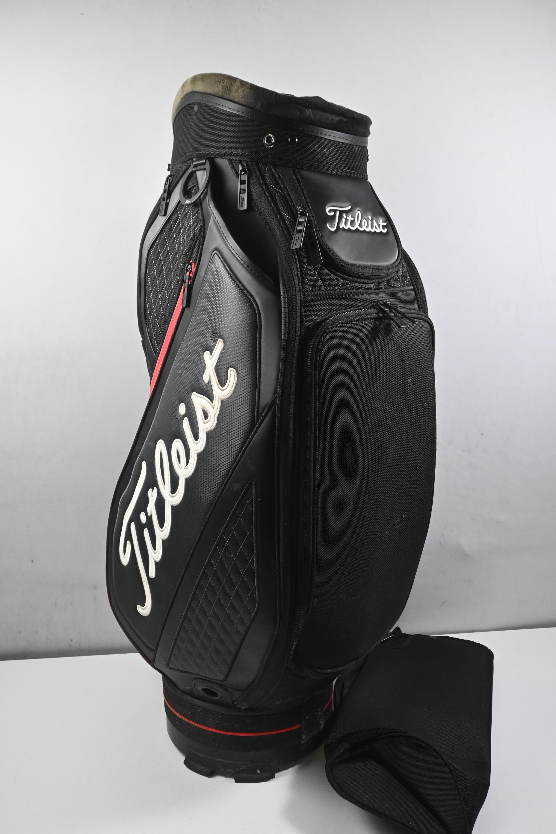 Titleist Cart Bag / 6-Way Divider / Black, White & Red
