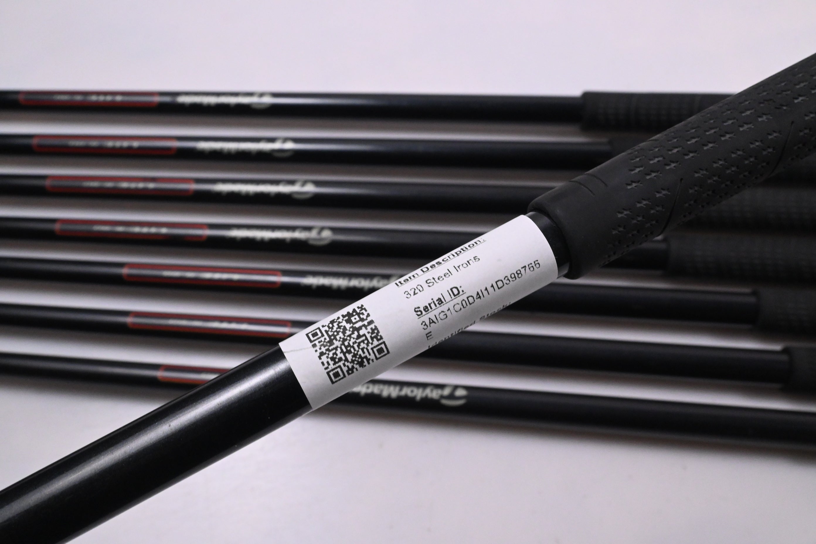 Taylormade 320 Steel Irons / 3-PW / Regular Flex Taylormade Lite 80 Shafts