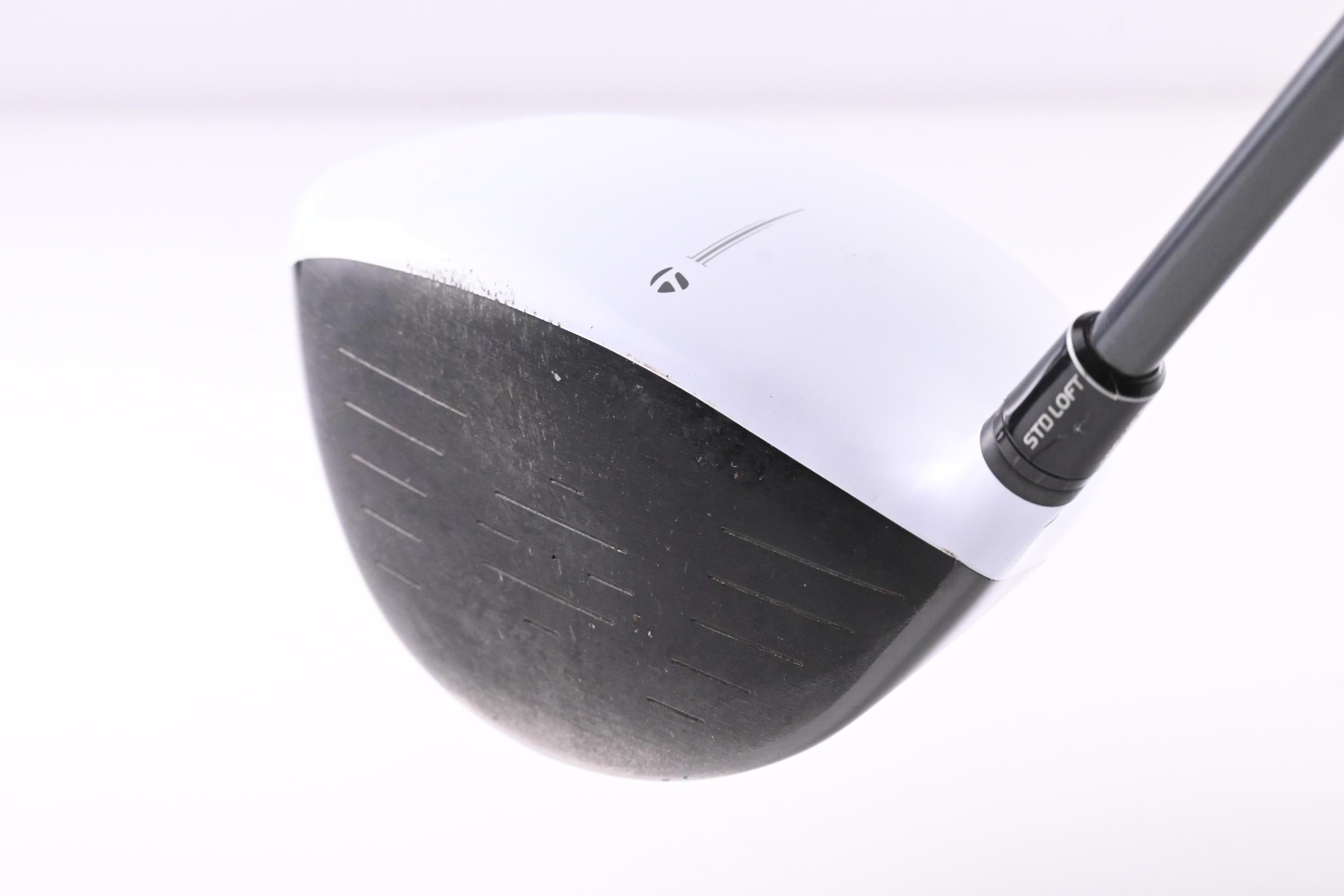 Taylormade R15 Driver / 9.5 Degree / Regular Flex Fujikura Speeder 67 Evolution