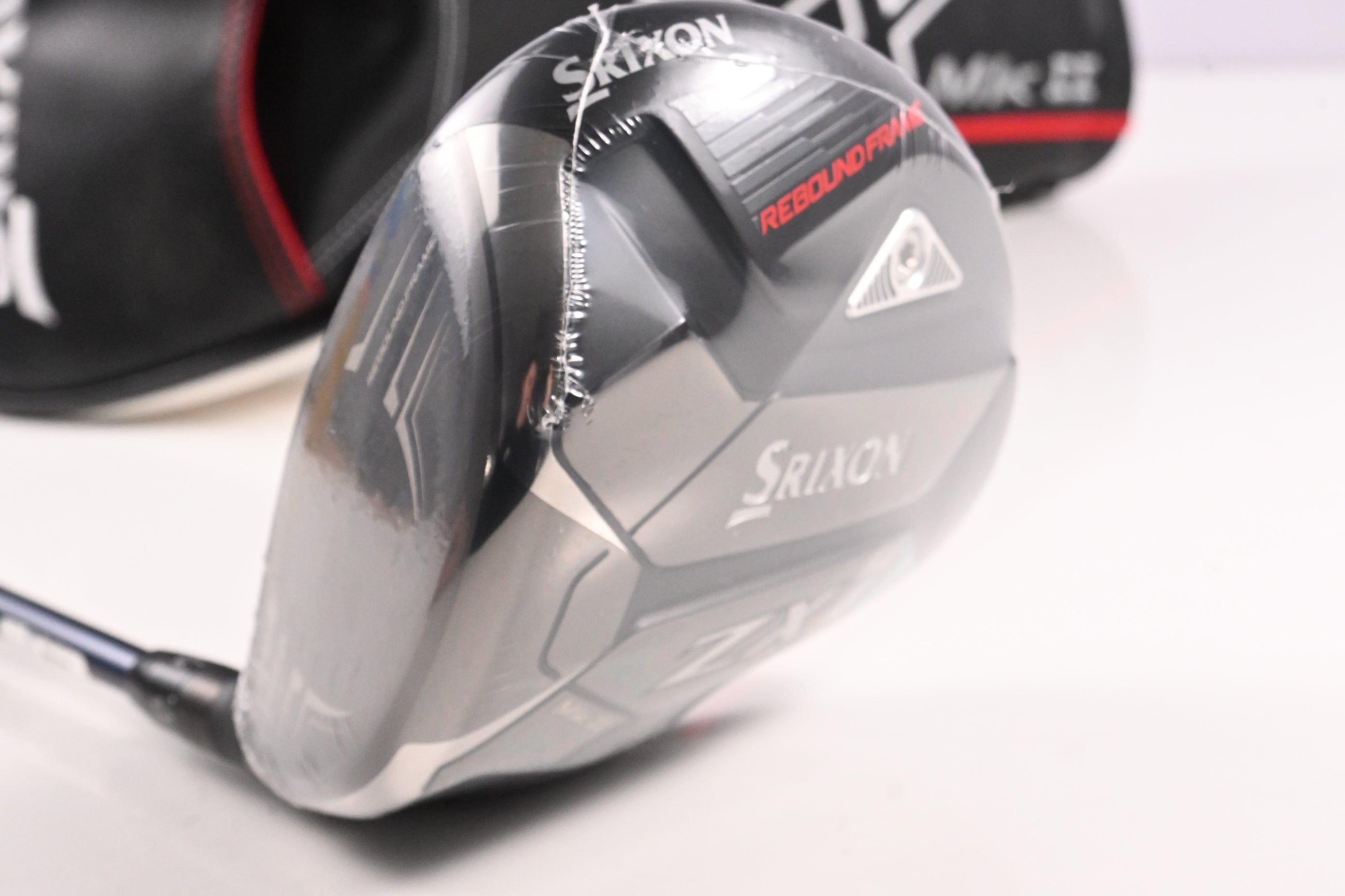 Left Hand Srixon ZX7 MK II Driver / 10.5 Degree / Regular Flex Diamana 50 Shaft
