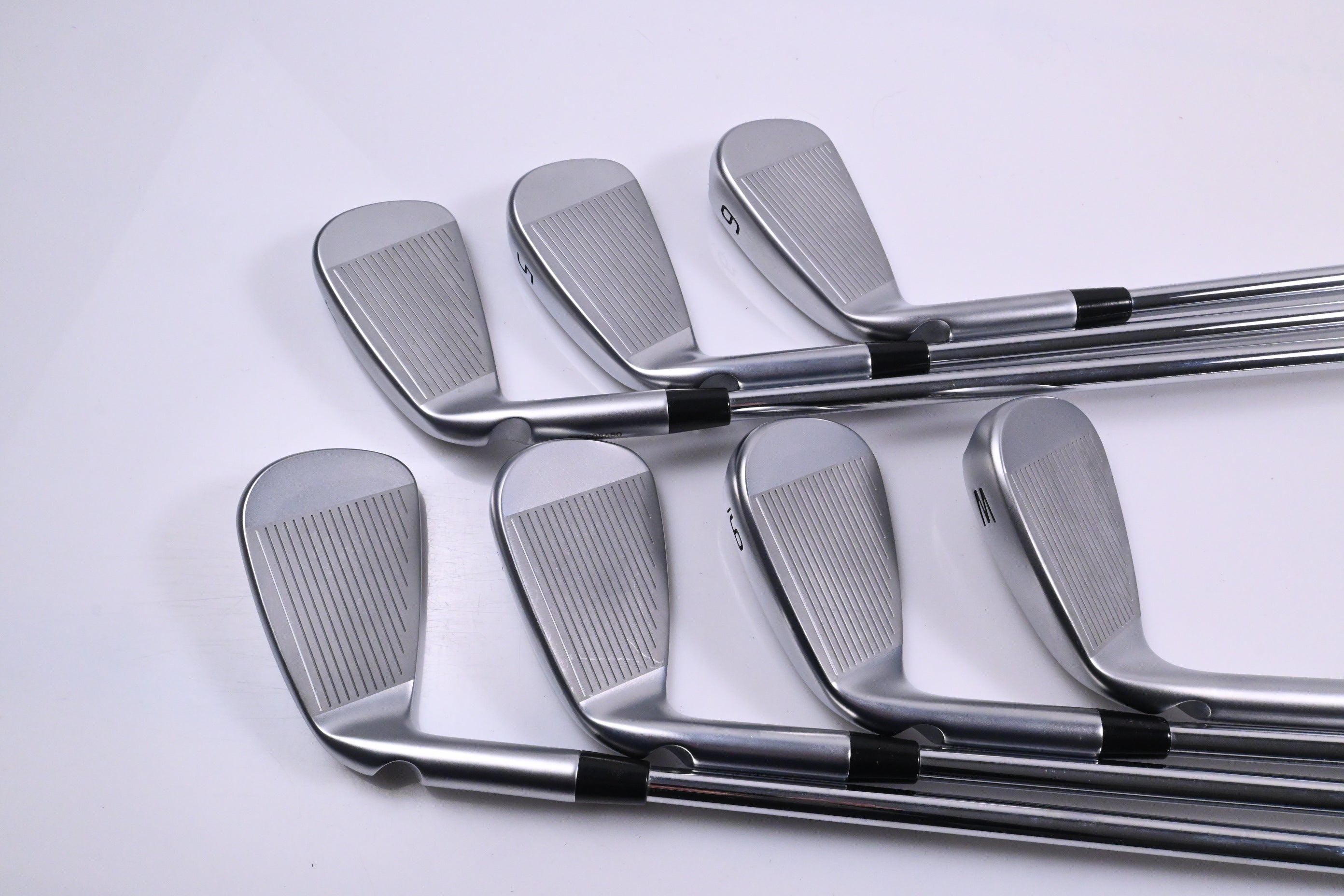 Ping i540 Irons / 4-PW / Red Dot / Regular Flex N.S.Pro Modus³ Tour 105 Shafts