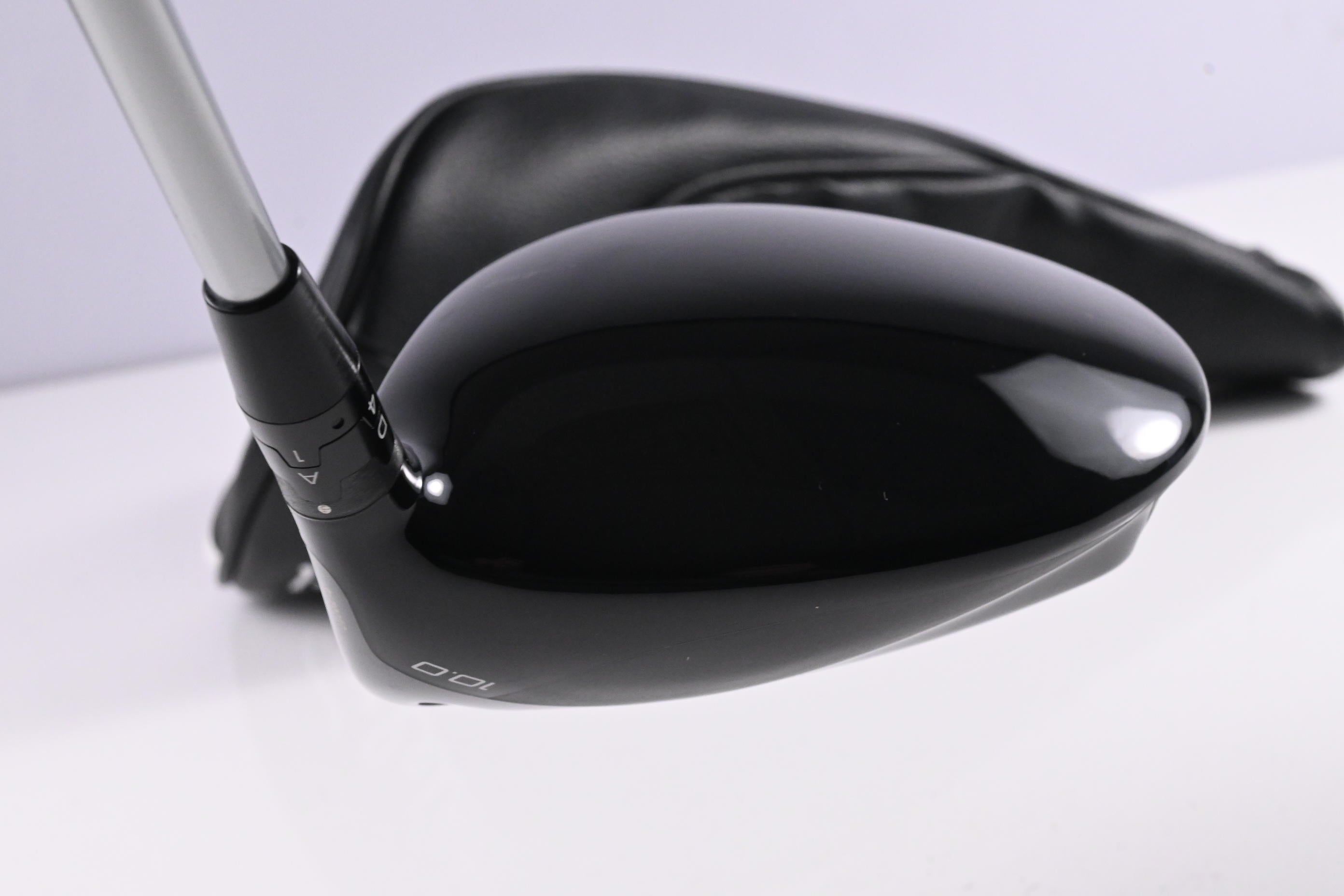 Titleist GT1 Driver / 10 Degree / Regular Flex Fujikura AirSpeeder 40 Shaft