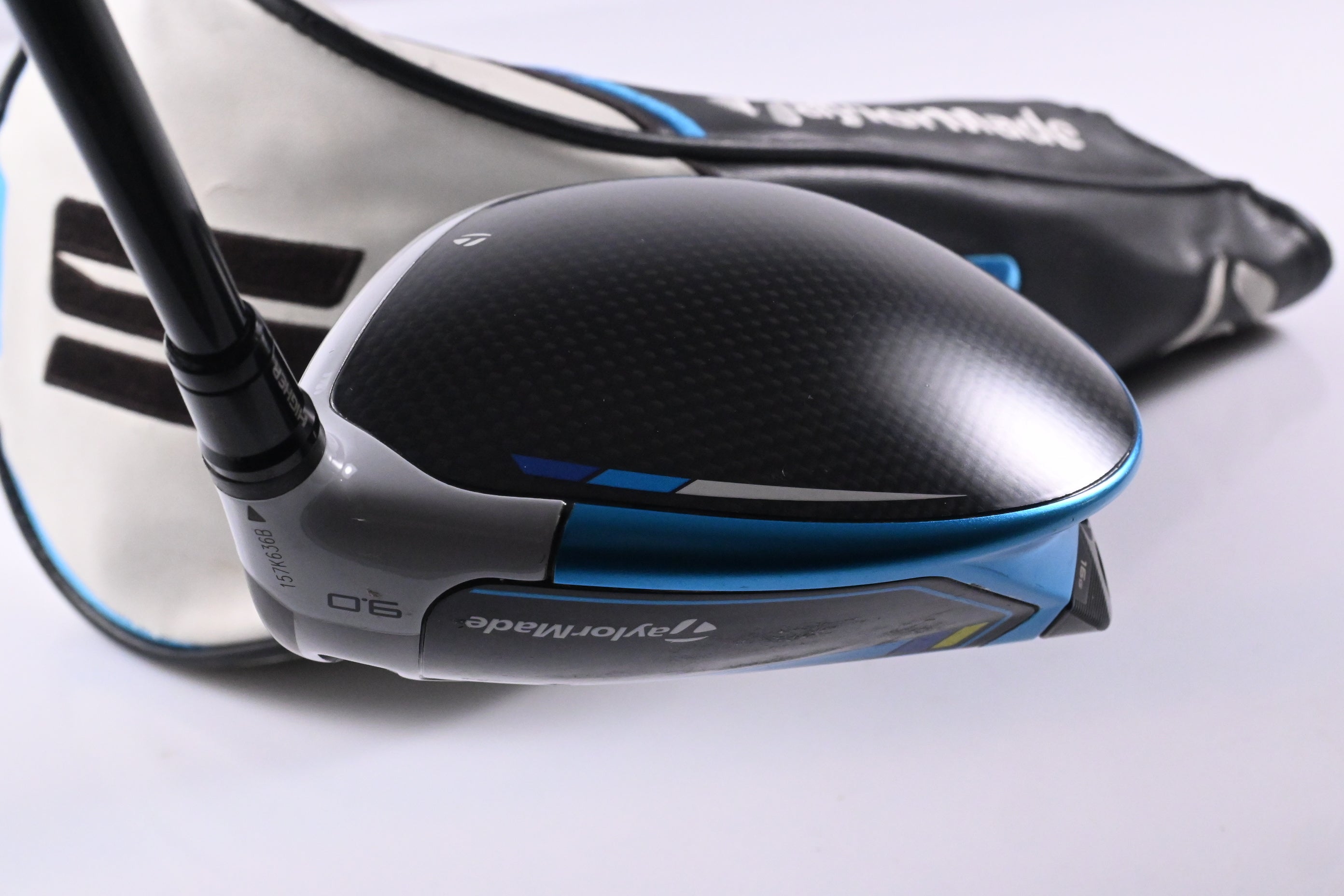 Taylormade SIM2 Driver / 9 Degree / Stiff Flex Fujikura Atmos Black 6 Shaft