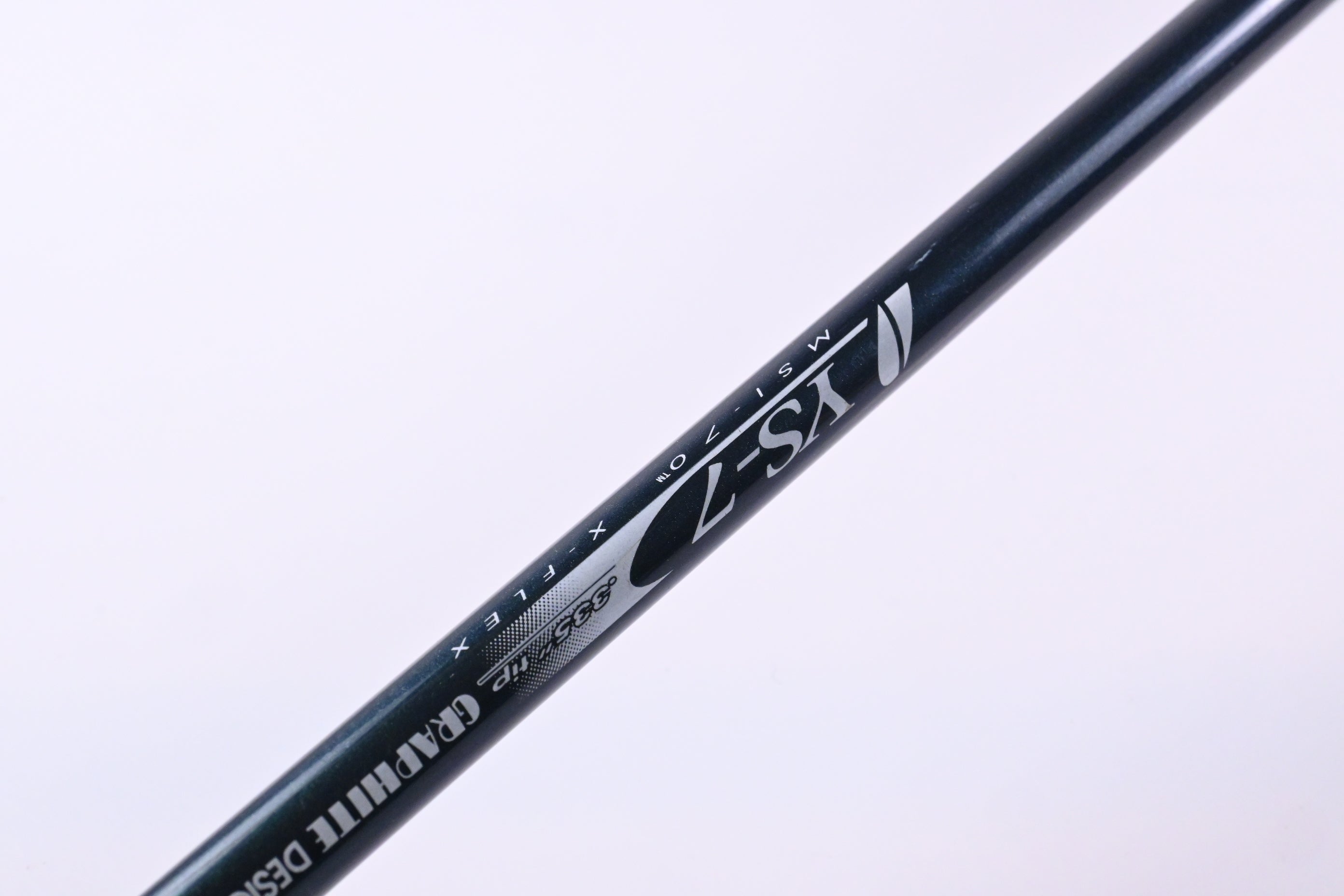 Titleist 975 J-VS Driver / 8.5 Degree / X-Flex Graphite Design YS-7 Shaft