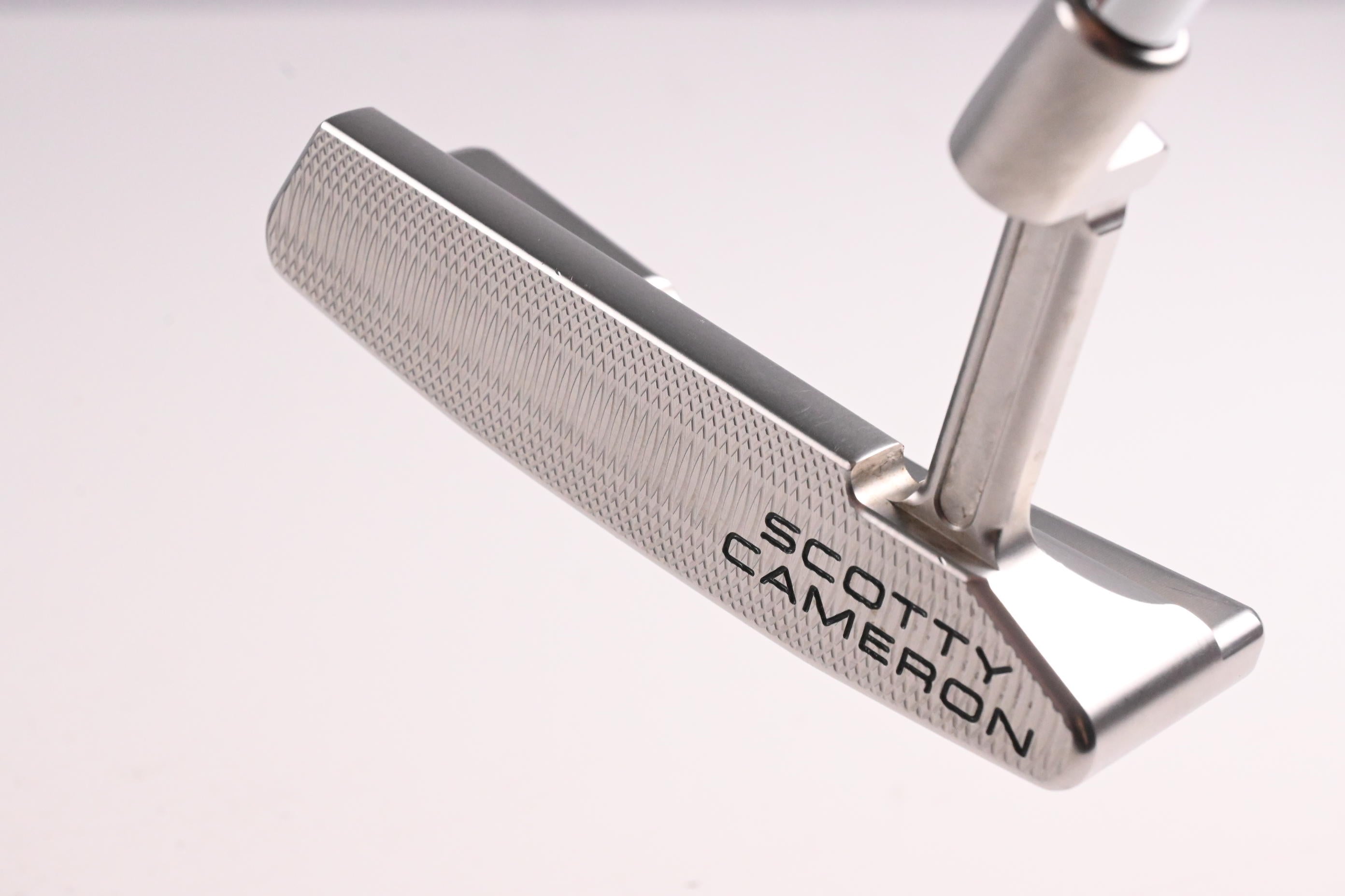 Scotty Cameron Super Select Newport 2+ Putter / 33 Inch