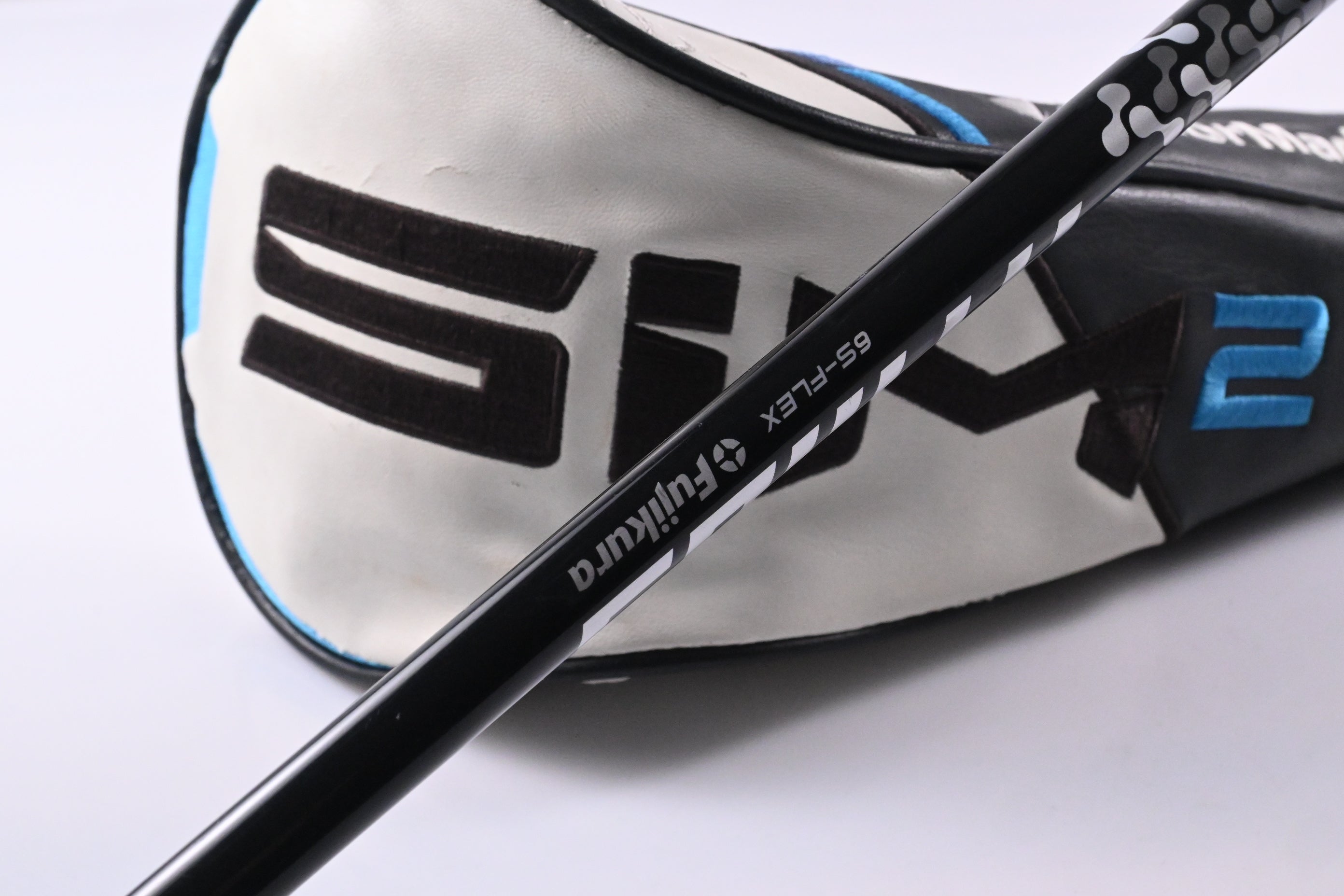 Taylormade SIM2 Driver / 9 Degree / Stiff Flex Fujikura Atmos Black 6 Shaft